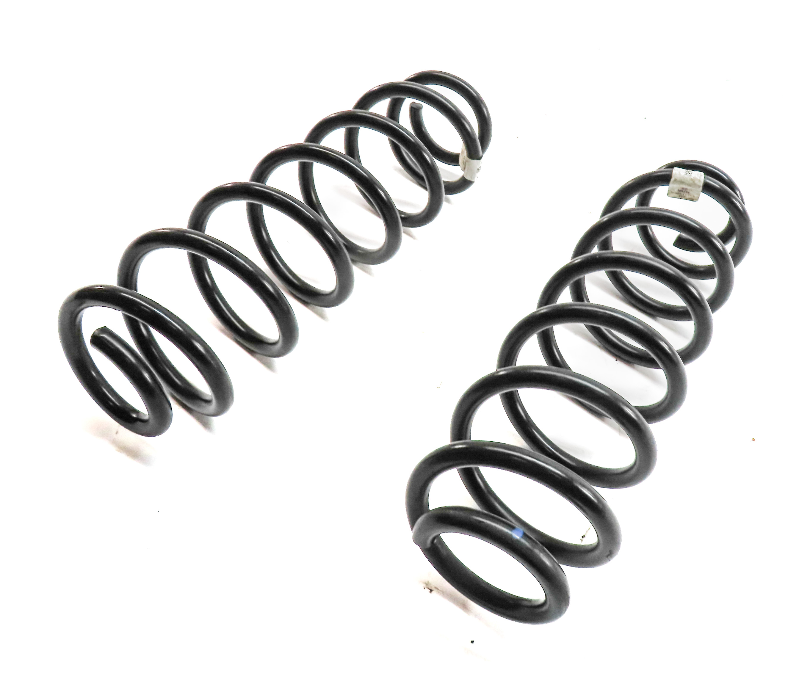 2015-2018 AUDI A3 S3 RS3 (8V) REAR LEFT & RIGHT SUSPENSION COIL SPRING SET/2 — exact item pictured