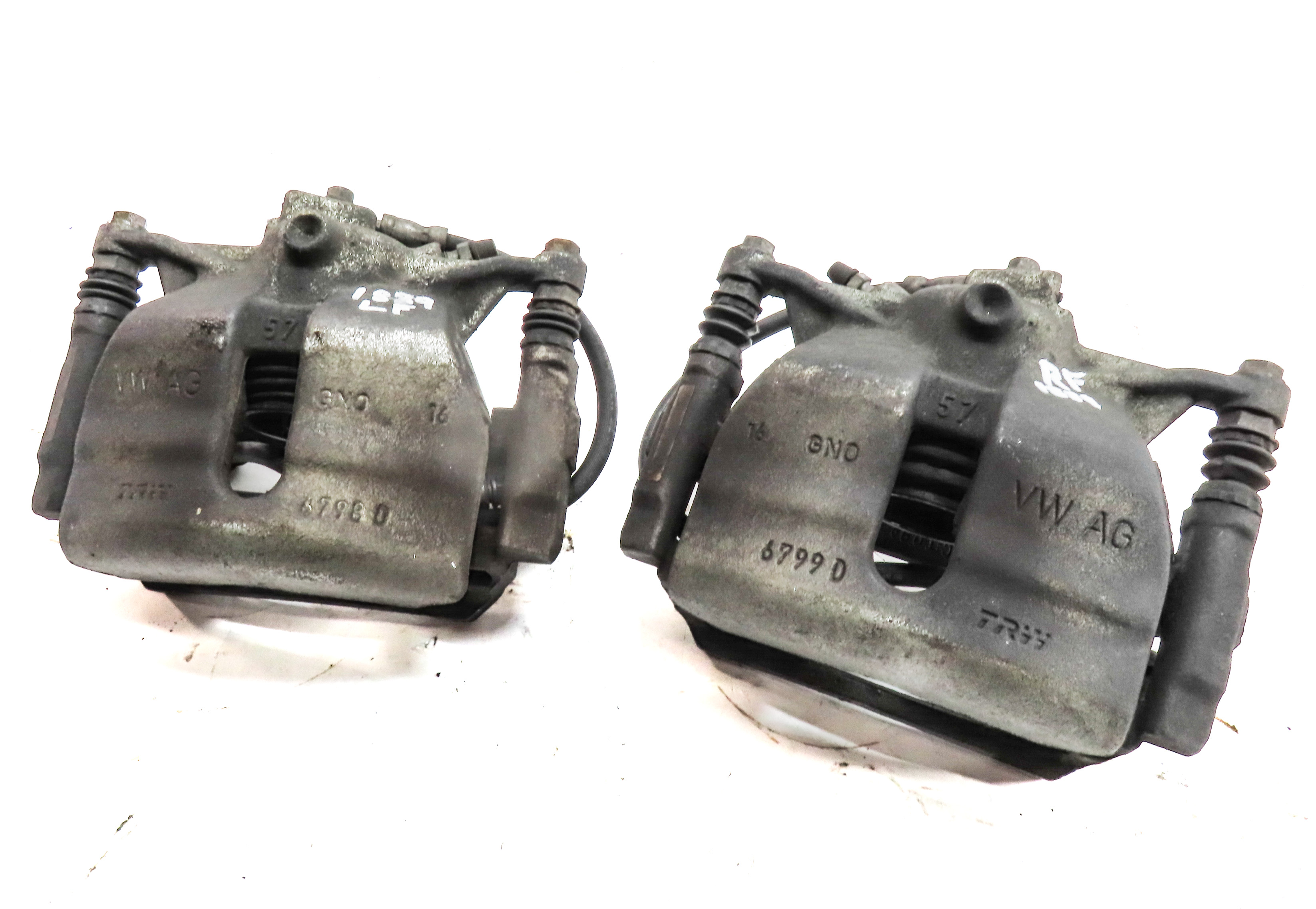 2015-2017 VW GOLF / AUDI A3 TT (8V MK3) 1.8T 2.0T FRONT DISC BRAKE CALIPER SET — exact item pictured