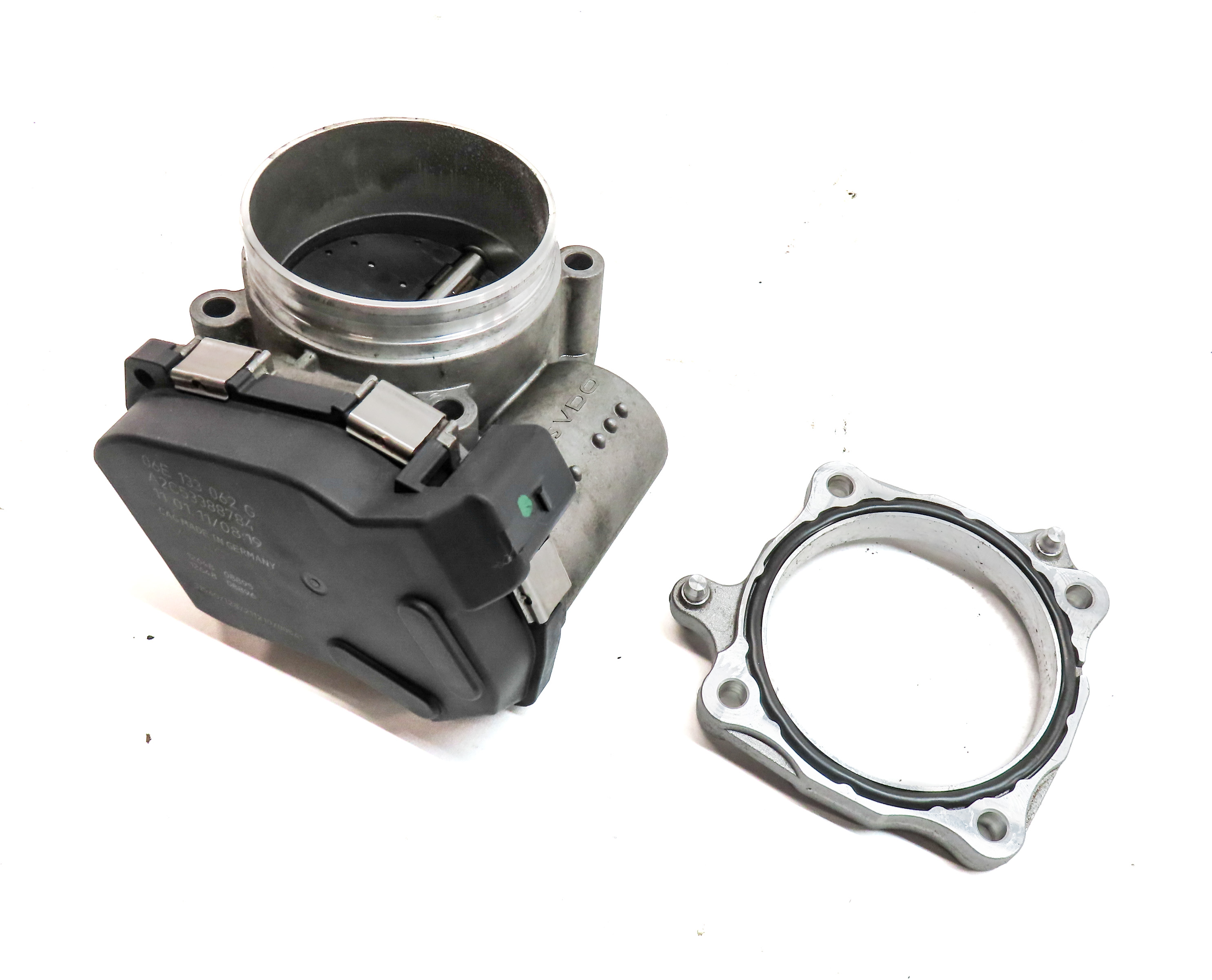 09-17 AUDI A4 A5 S5 S6 S7 S8 Q5 SQ5 (B8 8K 8T 8R C7) 3.0L / 3.2L THROTTLE BODY — exact item pictured