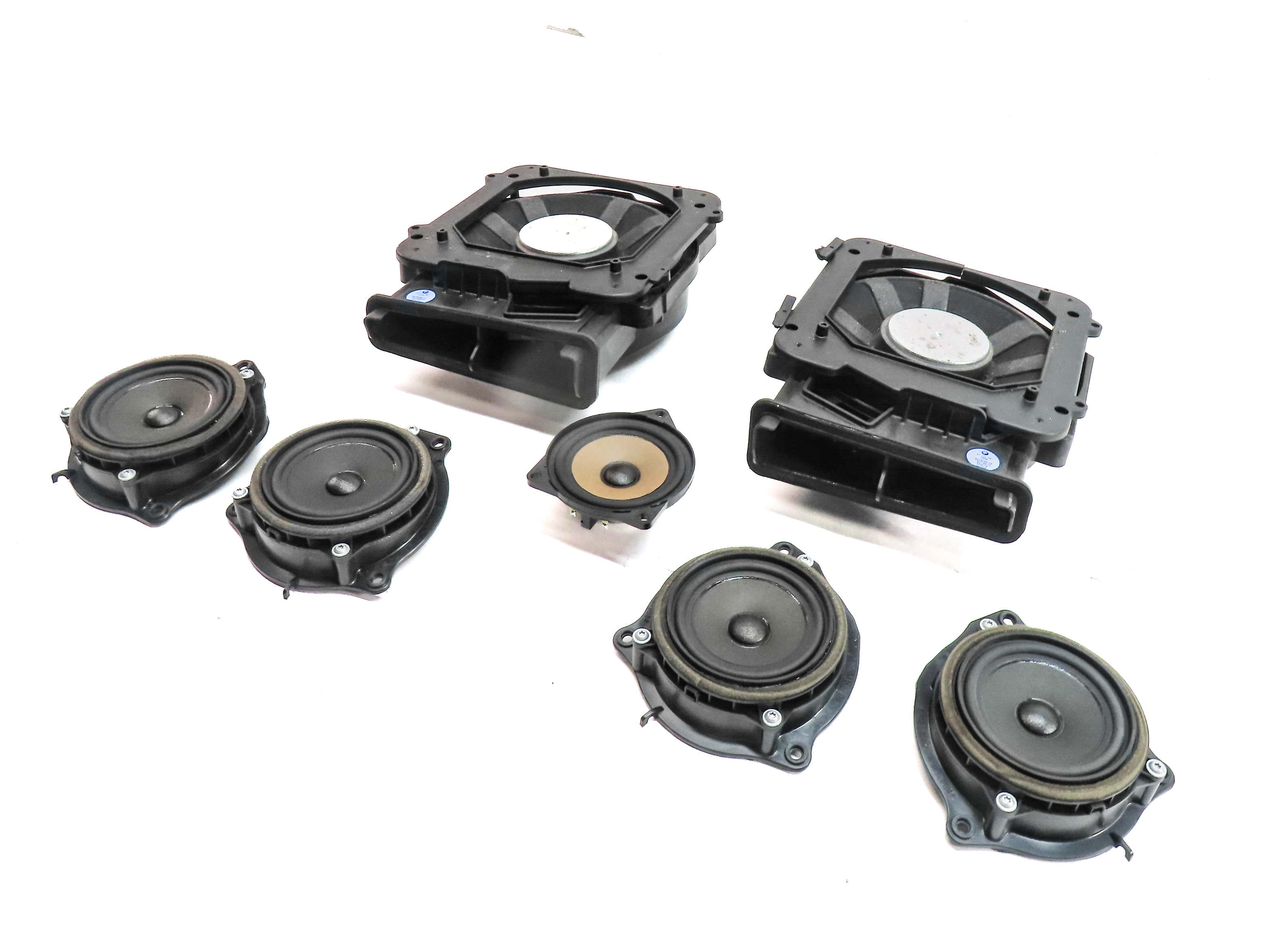 2017 BMW X1 (F48) RADIO STEREO AUDIO SOUND SYSTEM SUBWOOFER SPEAKER SET/7 — exact item pictured