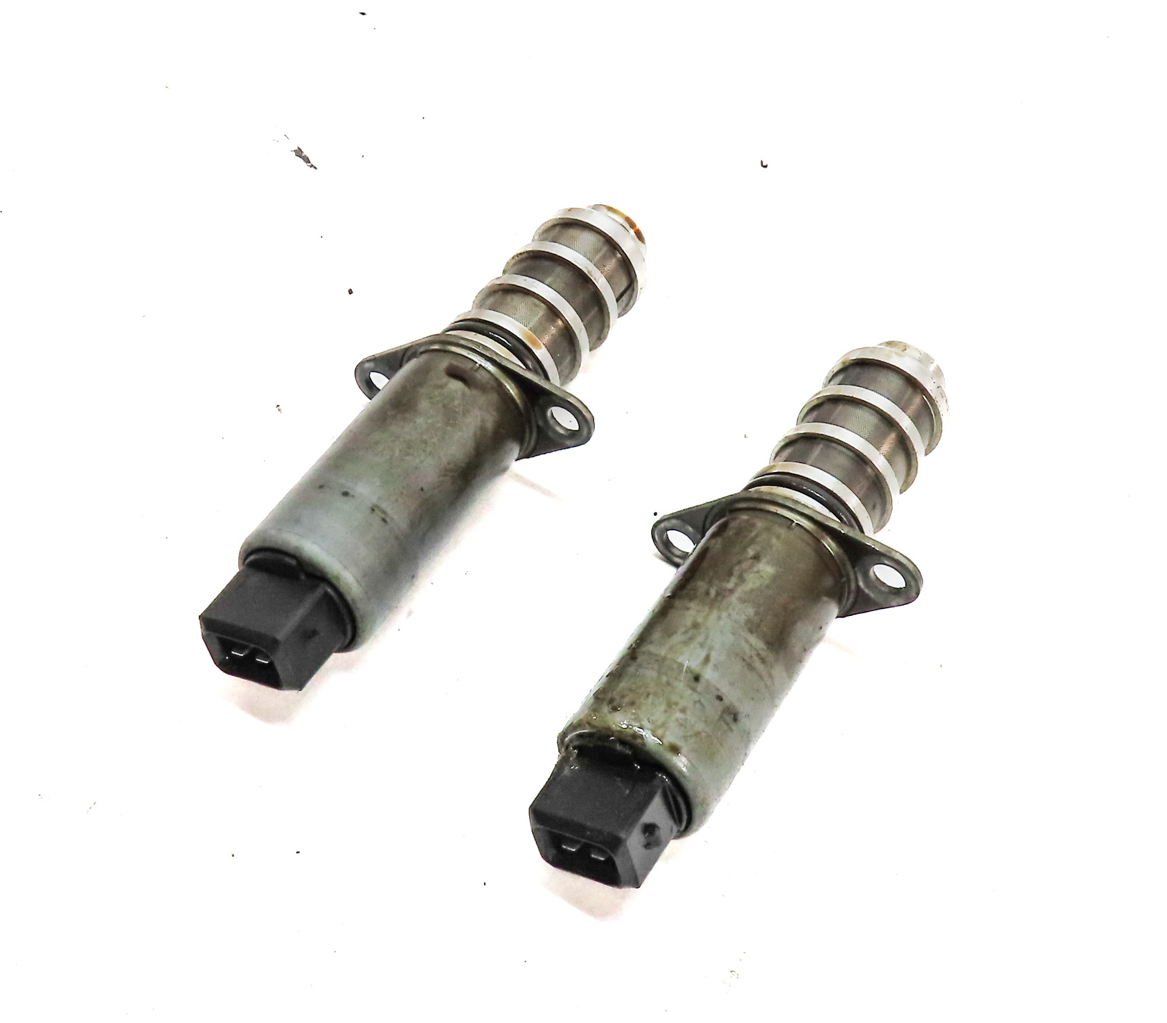 2008 PORSCHE CAYENNE (957) 4.8L TURBO (M48.51) ENGINE VVT TIMING SOLENOID SET/2 — exact item pictured
