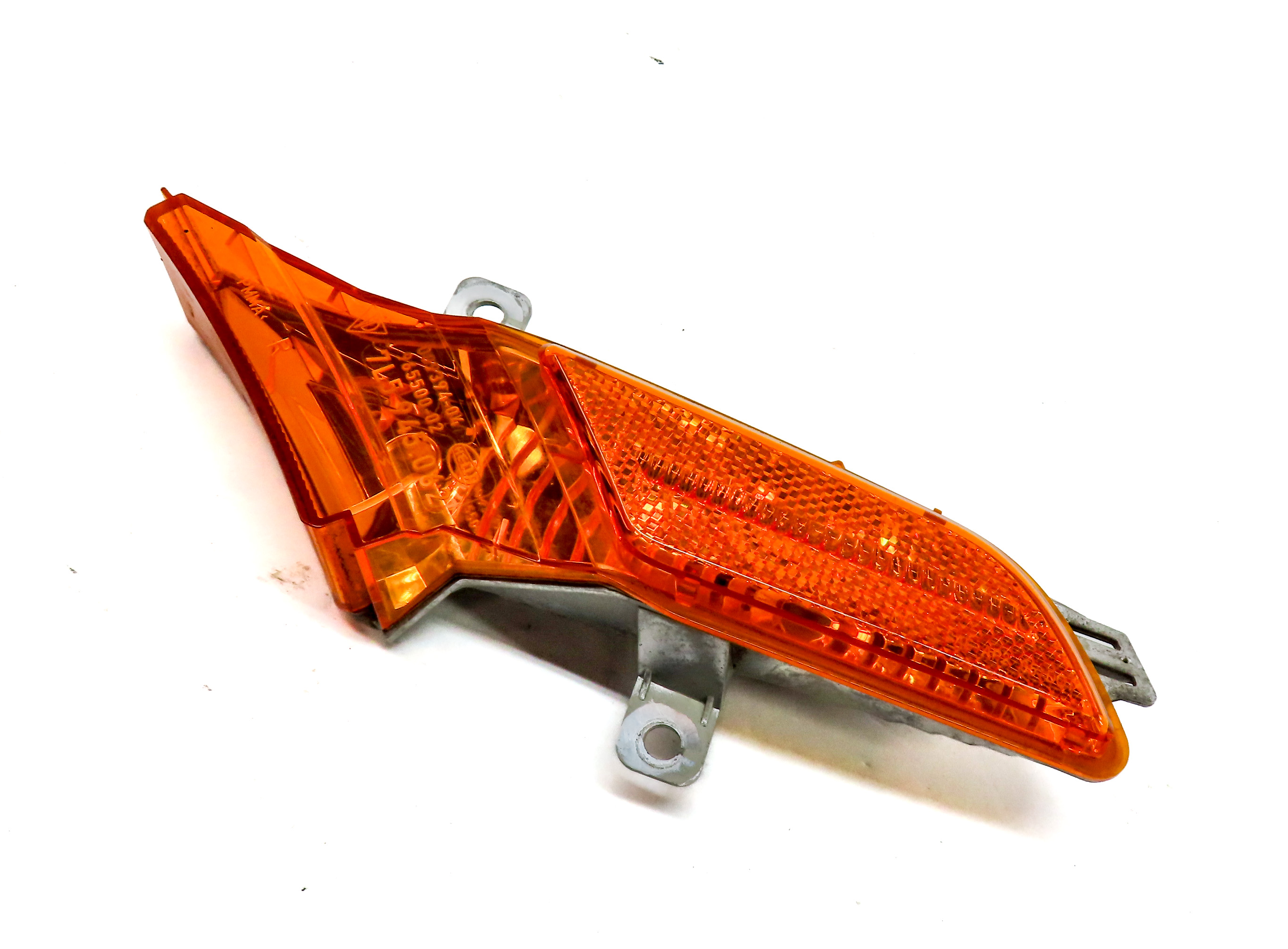 2008 PORSCHE CAYENNE (957) FRONT RIGHT PASSENGER FENDER SIDE MARKER LIGHT LAMP — exact item pictured