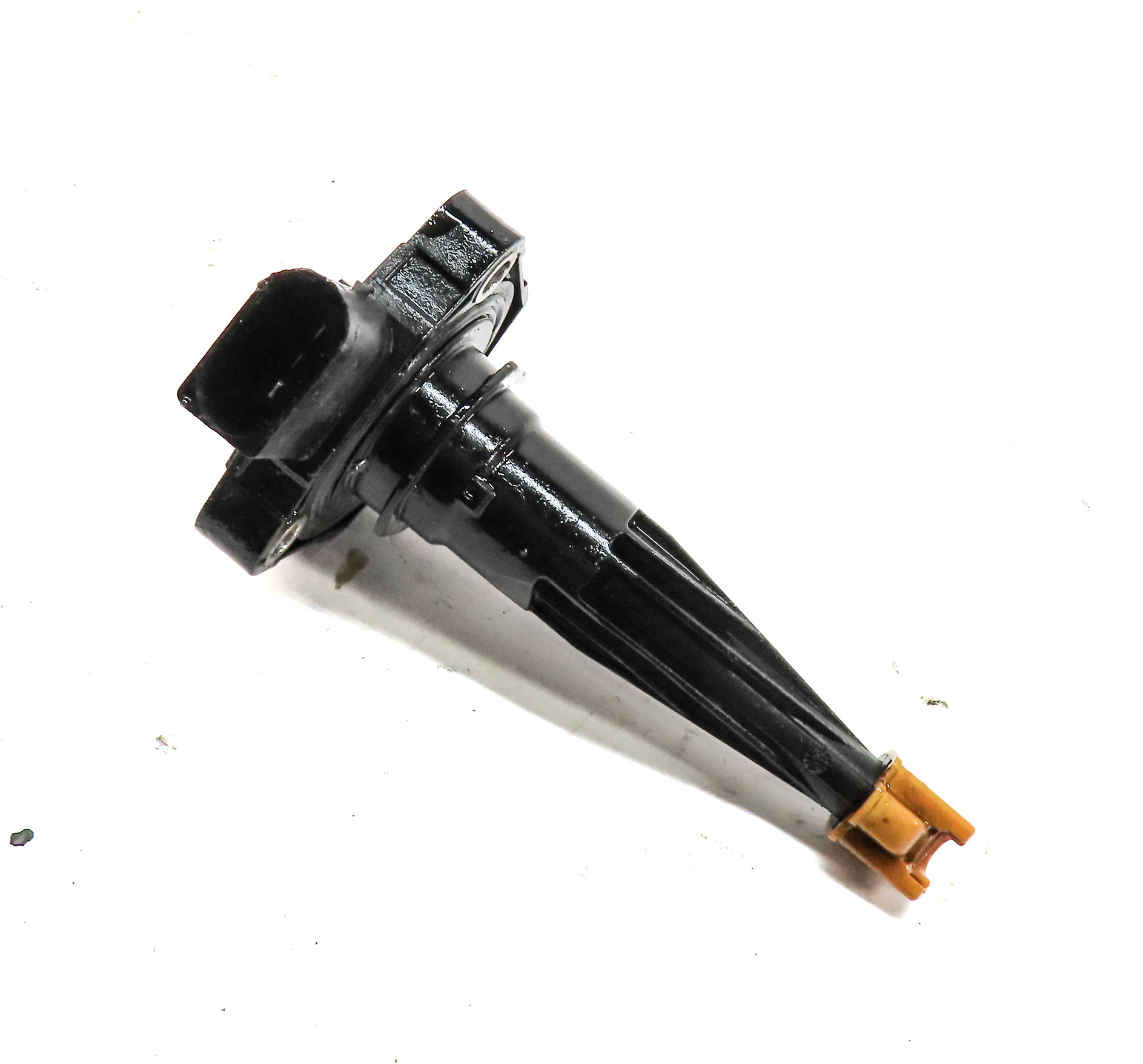 2015 BMW 750LI (F01) 4.4L (N63) ENGINE MOTOR OIL FLUID LEVEL SENSOR MODULE — exact item pictured