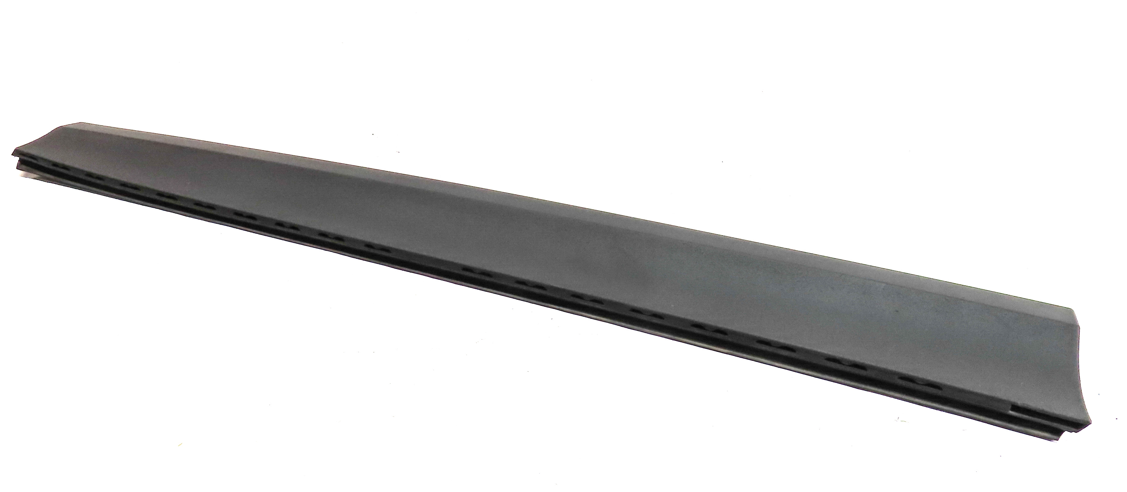 11-18 BMW X3 X4 (F25 26) FRONT LEFT LOWER DOOR MOULDING TRIM (w/o M or X-LINE) — exact item pictured