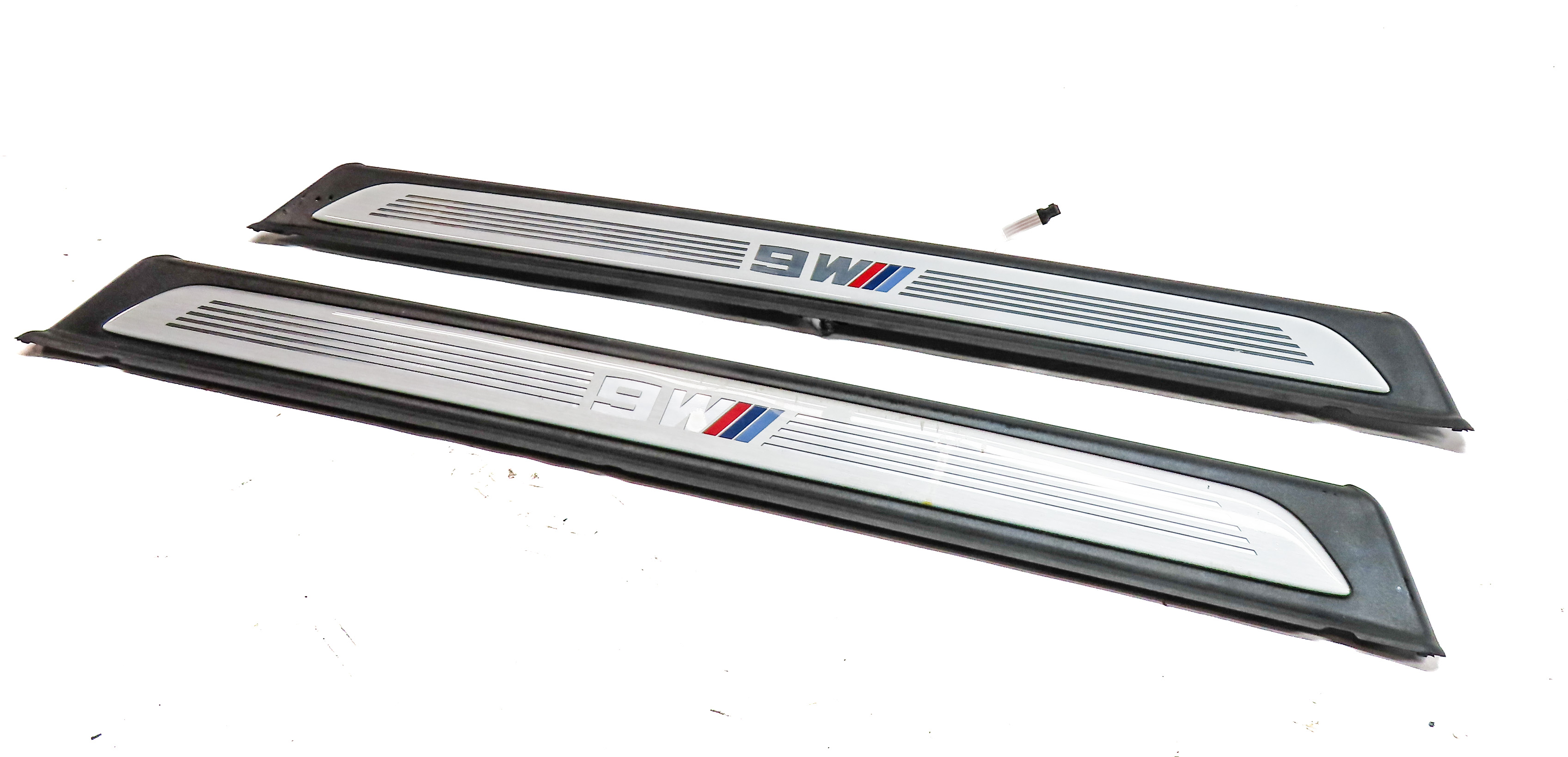 2013 BMW M6 (F13) COUPE FRONT LEFT & RIGHT M SPORT DOOR SILL SCUFF PLATE SET/2 — exact item pictured