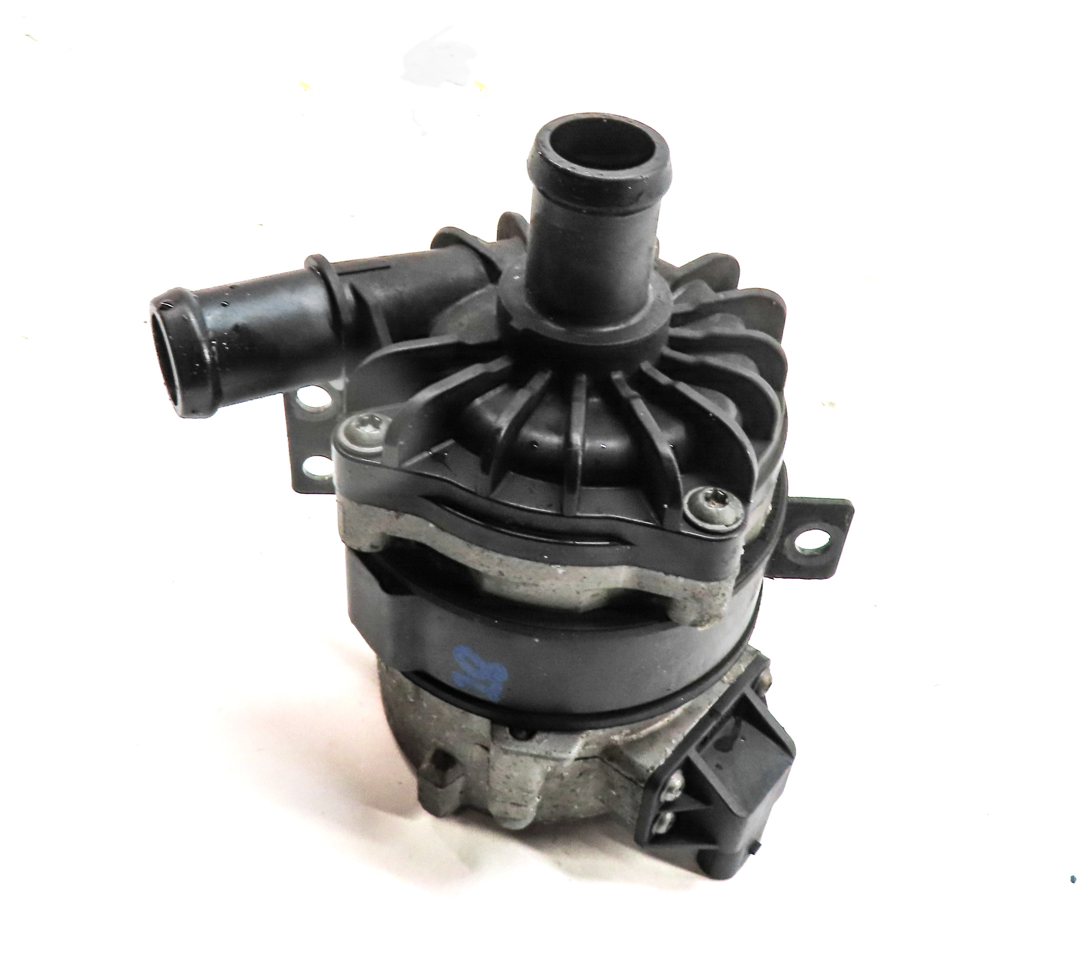 12 PORSCHE CAYENNE (958) 3.0L M06.EC HYBRID ENGINE AUXILIARY WATER COOLANT PUMP — exact item pictured
