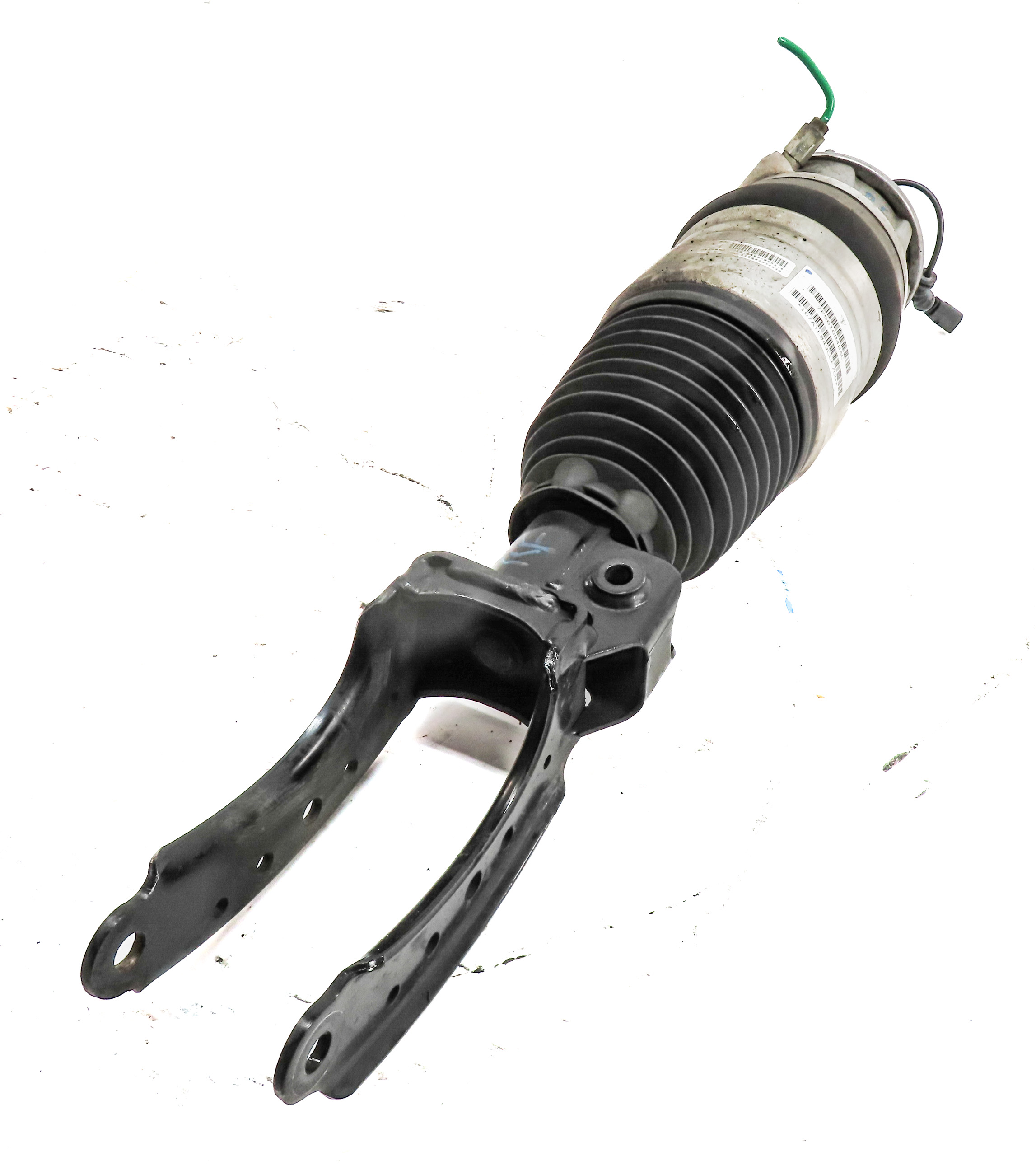 11-18 PORSCHE CAYENNE (958) FRONT RIGHT PASSENGER AIR SUSPENSION VDC SHOCK STRUT — exact item pictured