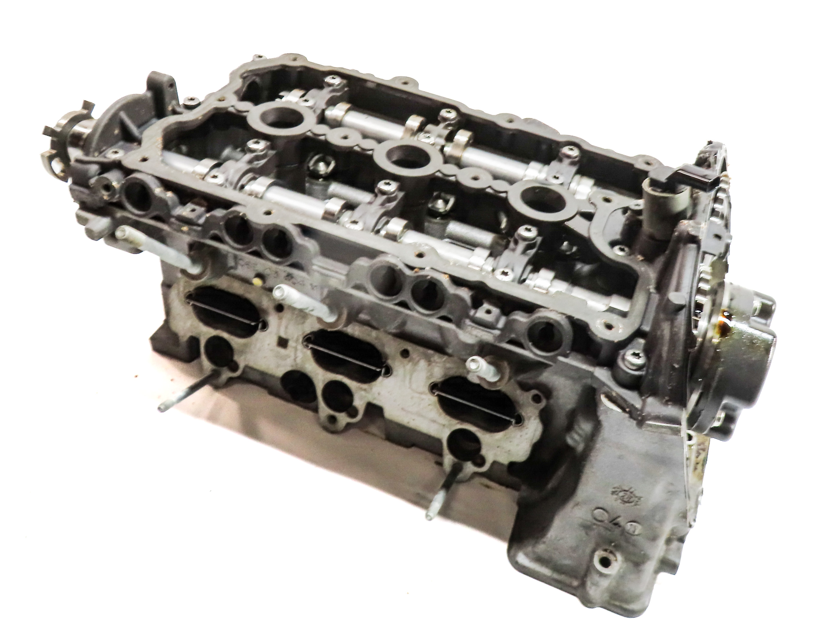11-18 PORSCHE CAYENNE PANAMERA (958 970) 3.0L HYBRID ENGINE - LEFT CYLINDER HEAD — exact item pictured