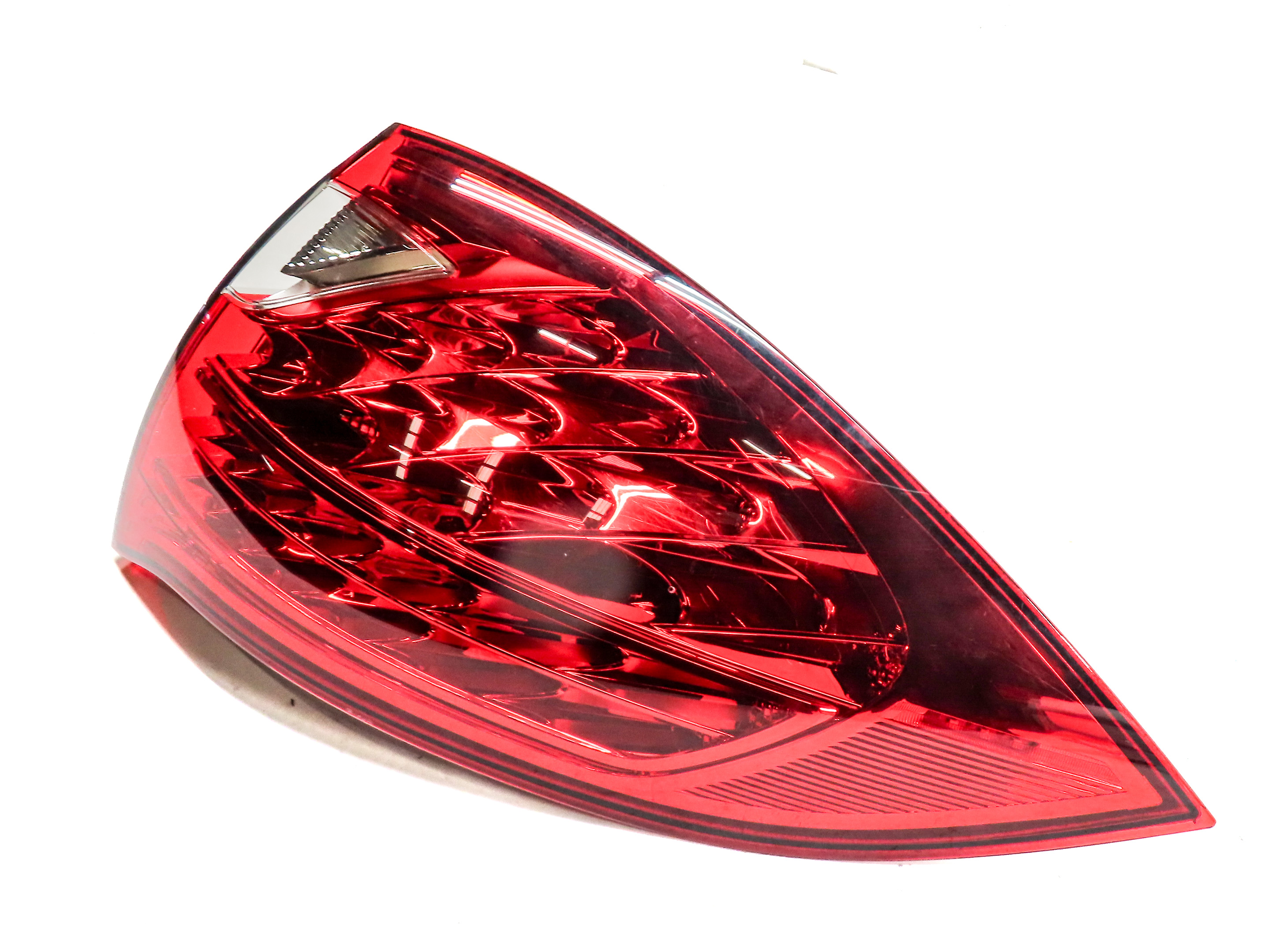 2011-2014 PORSCHE CAYENNE (958) RIGHT PASSENGER OUTER TAILLIGHT BRAKE LIGHT LAMP — exact item pictured