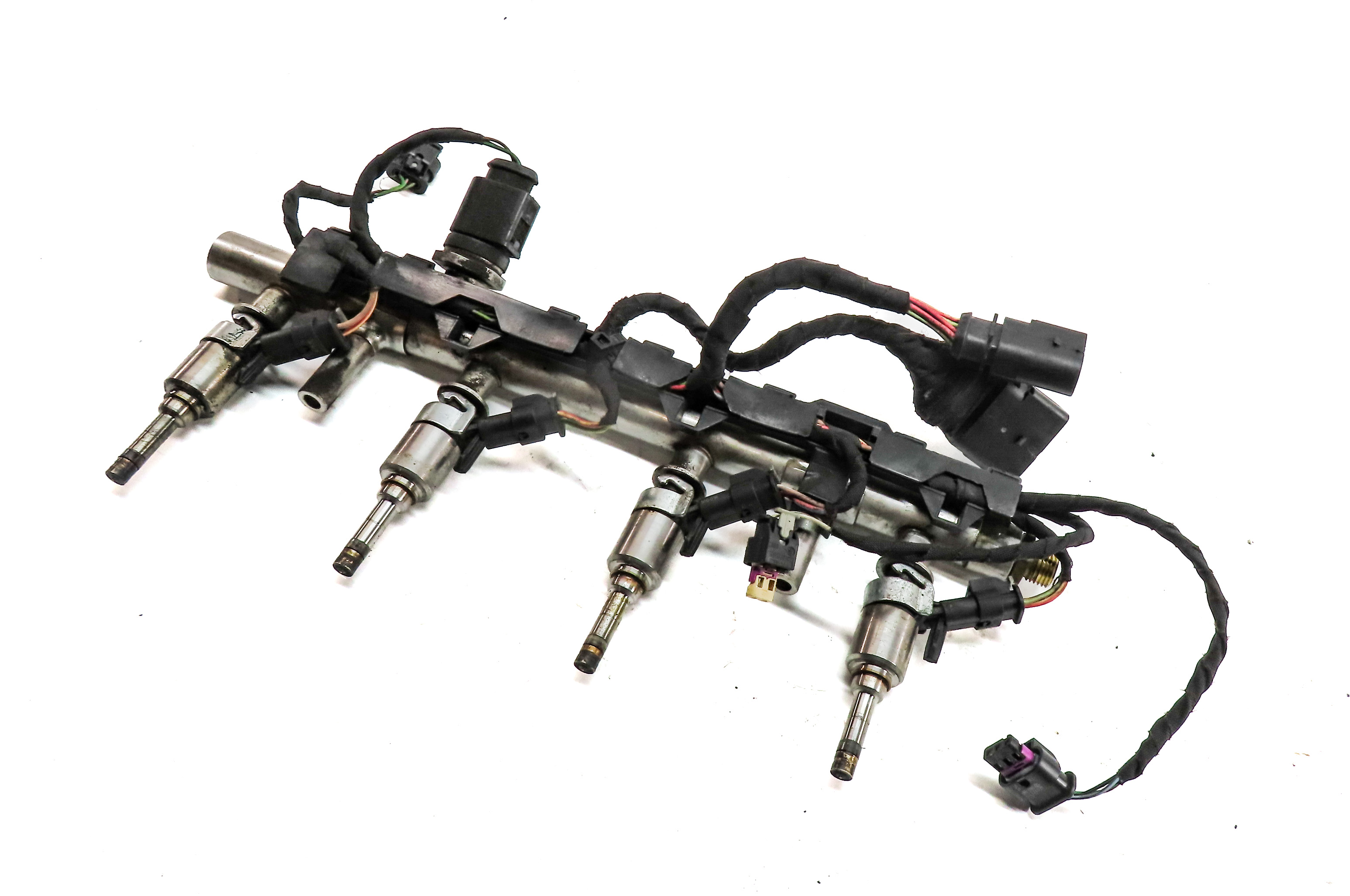 15-20 AUDI A3 A4 A5 A6 Q7 S3 TT (B8 8K 8T 8V 8WS) 2.0L TURBO FUEL INJECTOR SET 4 — exact item pictured