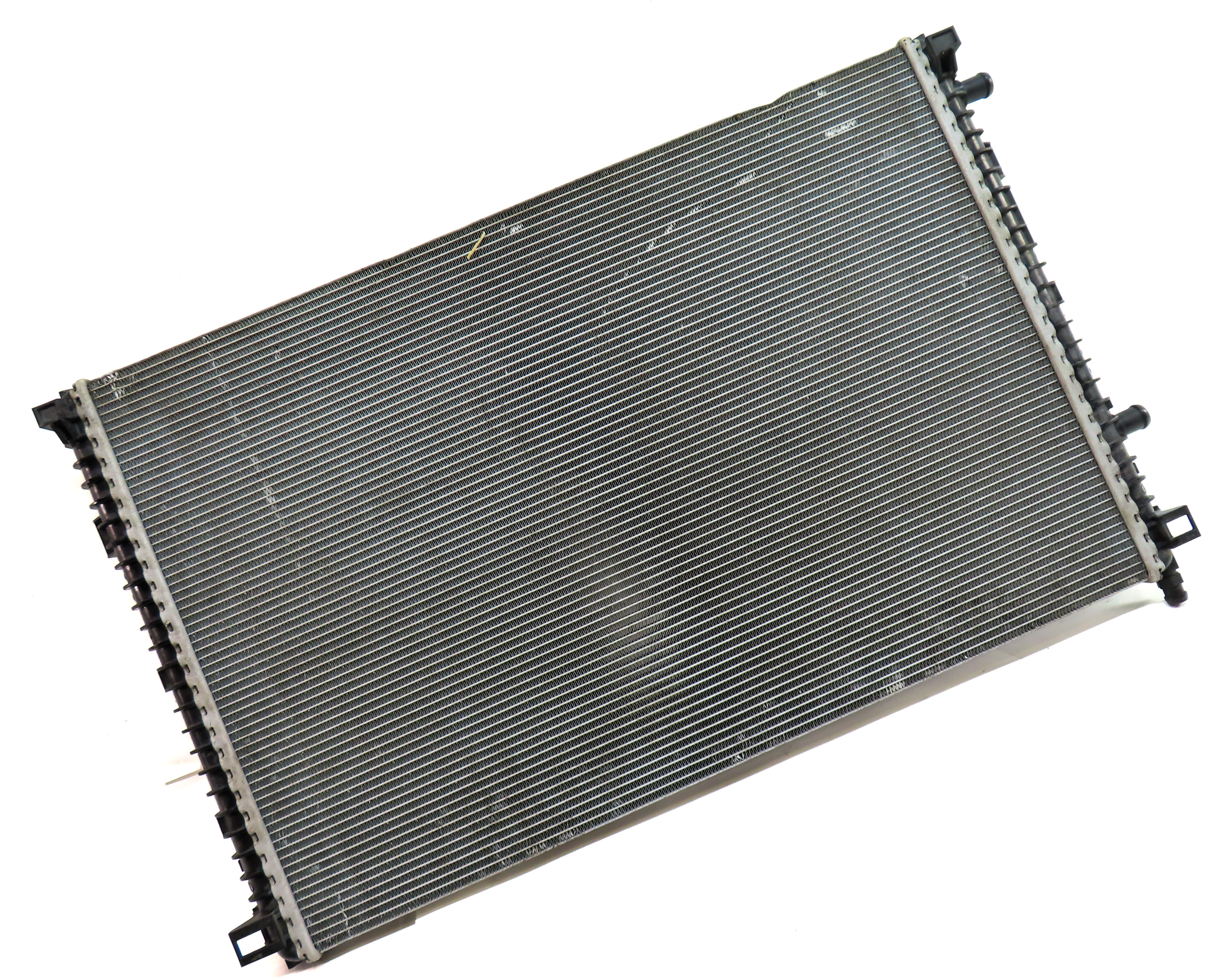 2017-2019 AUDI Q7 (4M) 3.0L SUPERCHARGED ENGINE MAIN CENTER AUXILIARY RADIATOR — exact item pictured