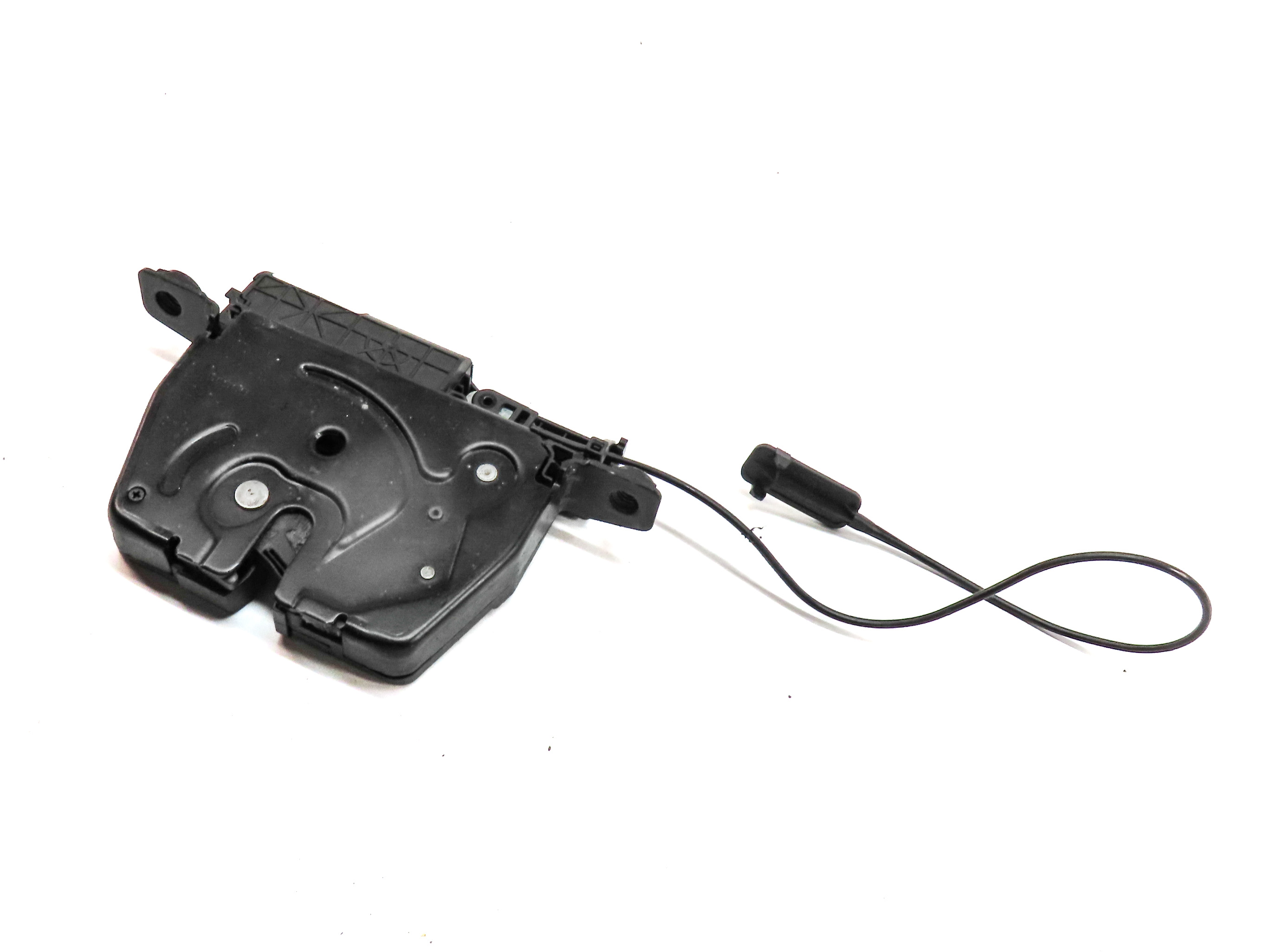 2014 BMW X1 (E84) REAR TRUNK LIFTGATE HATCH LID LOCK LATCH ACTUATOR w/CABLE — exact item pictured