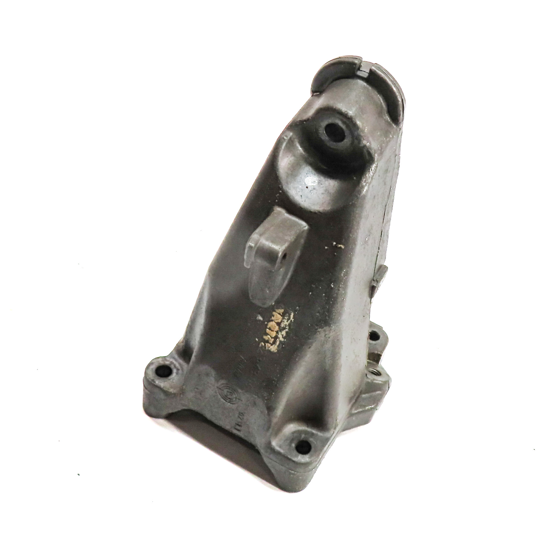 2015 MERCEDES C300 (W205) 2.0L RIGHT PASSENGER ENGINE MOTOR MOUNT BRACKET — exact item pictured