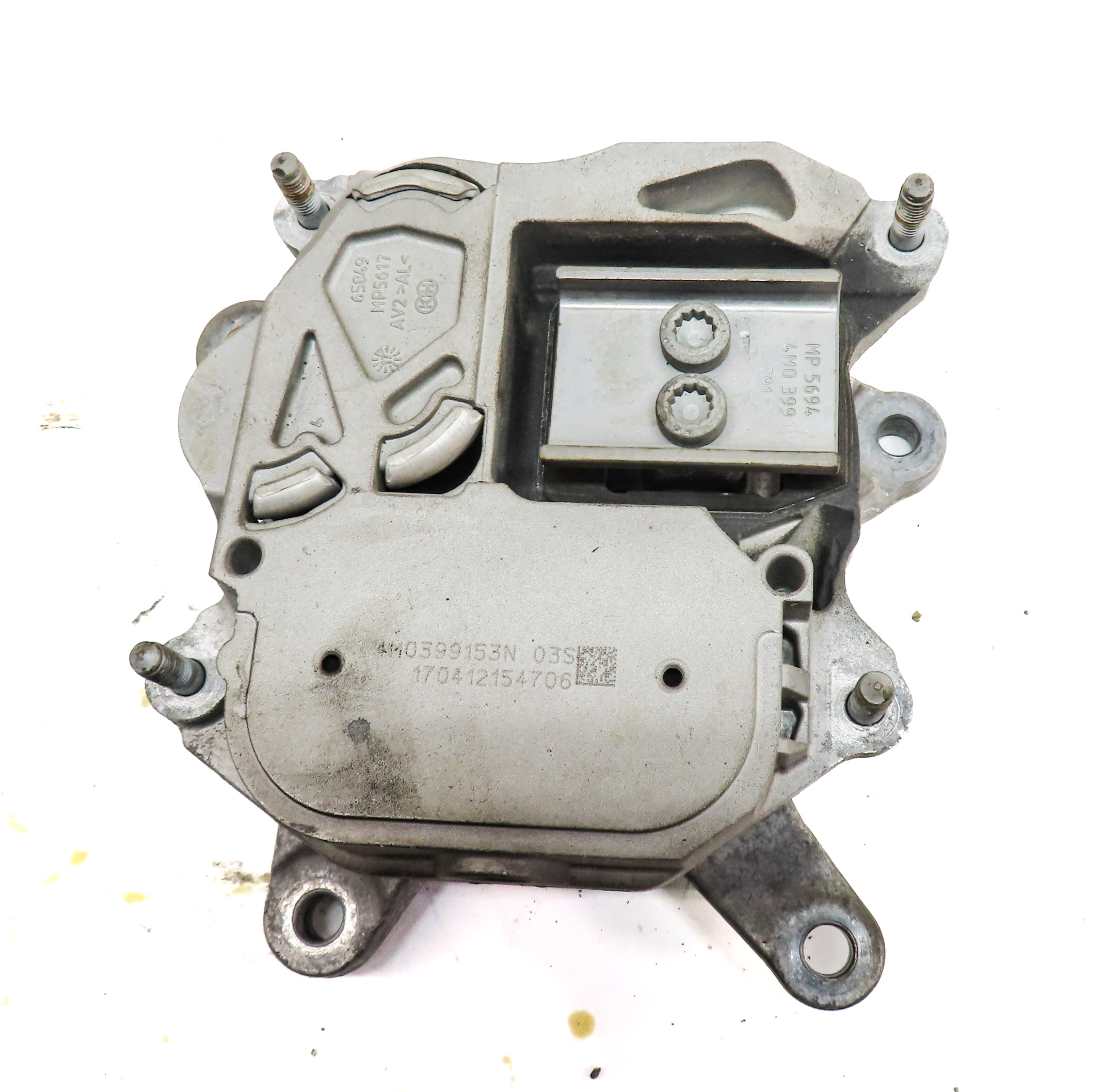 2017 AUDI Q7 (4M) 3.0L SUPER (CREC) AUTOMATIC TRANSMISSION MOUNT BRACKET — exact item pictured