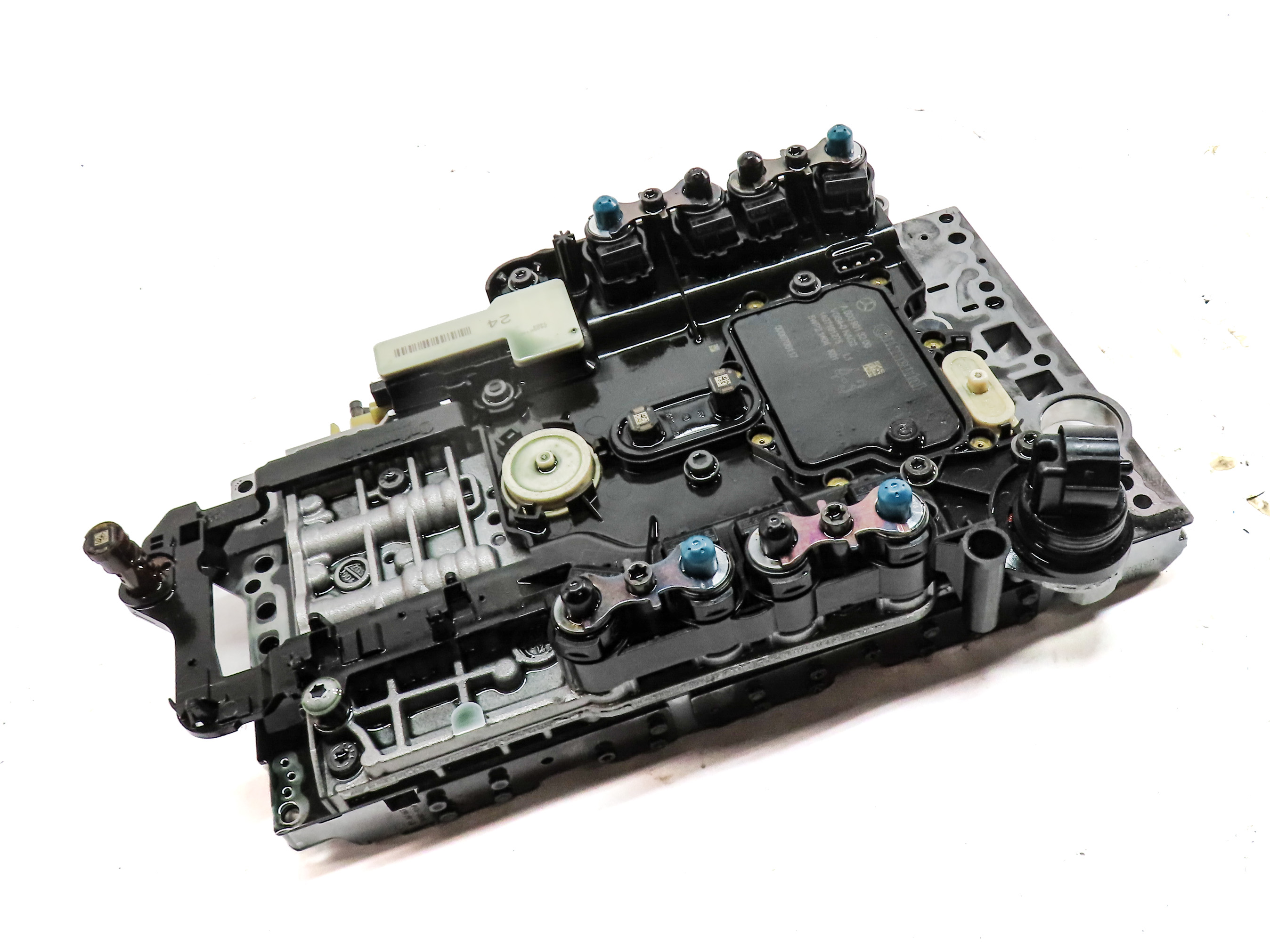 14-15 MERCEDES GLK350 X204 RWD AUTO TRANSMISSION VALVE BODY w/CONDUCTOR PLATE — exact item pictured