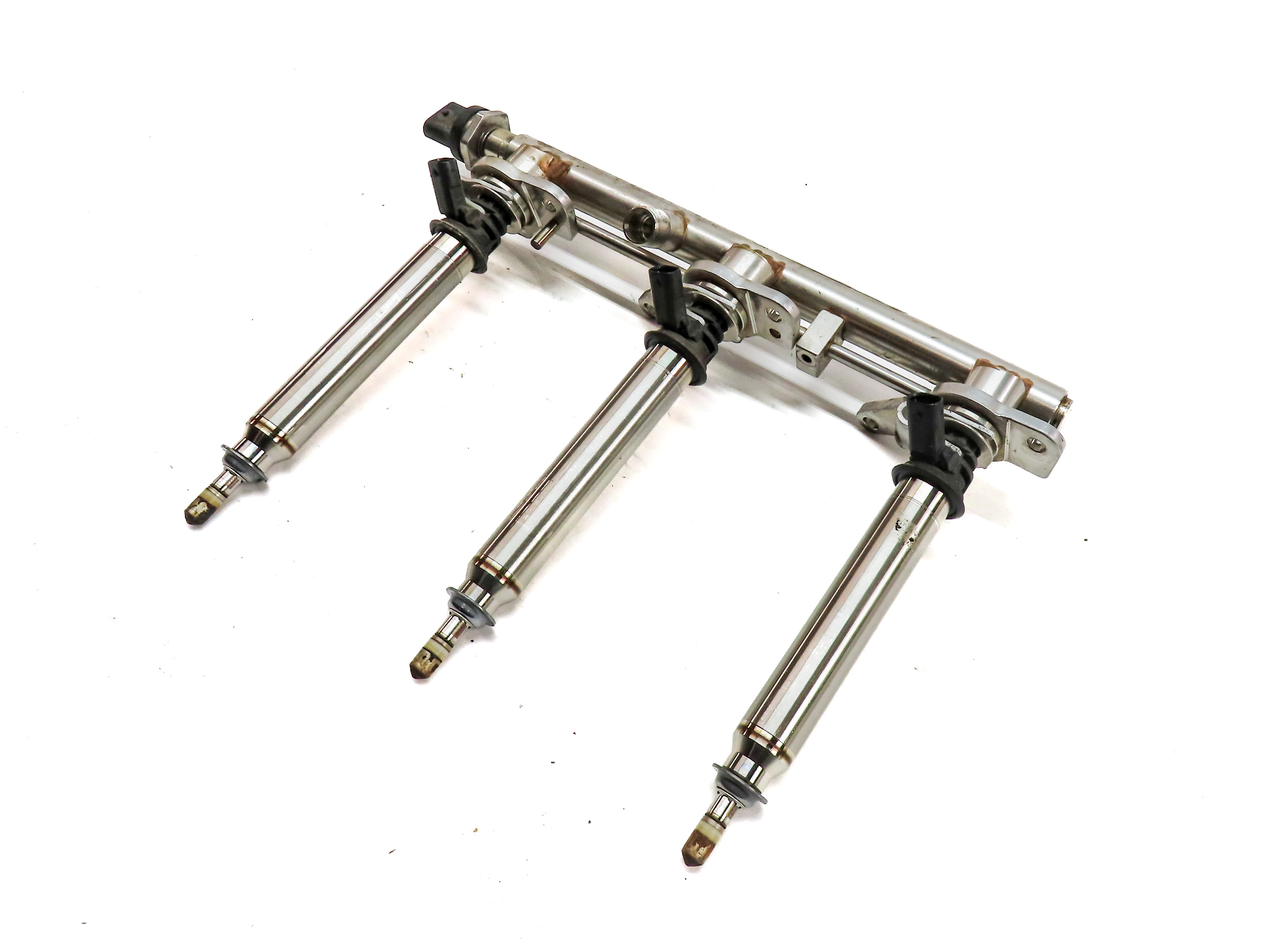 2014 MERCEDES GLK350 (X204) 3.5L (276.957) ENGINE FUEL INJECTOR SET/3 w/ RAIL — exact item pictured