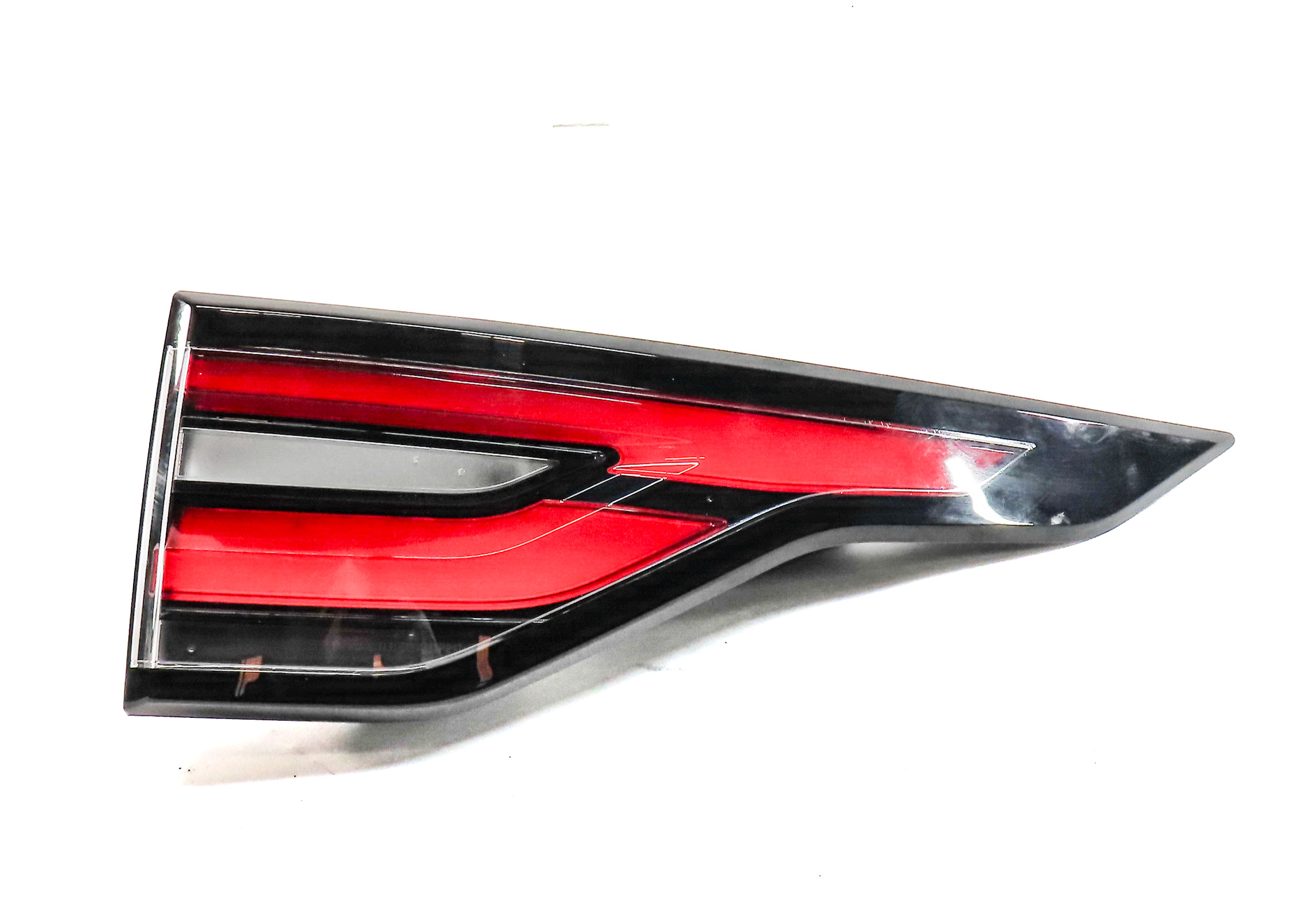 17-20 LAND ROVER DISCOVERY L462 REAR RIGHT PASSENGER OUTER QUARTER TAILLIGHT — exact item pictured