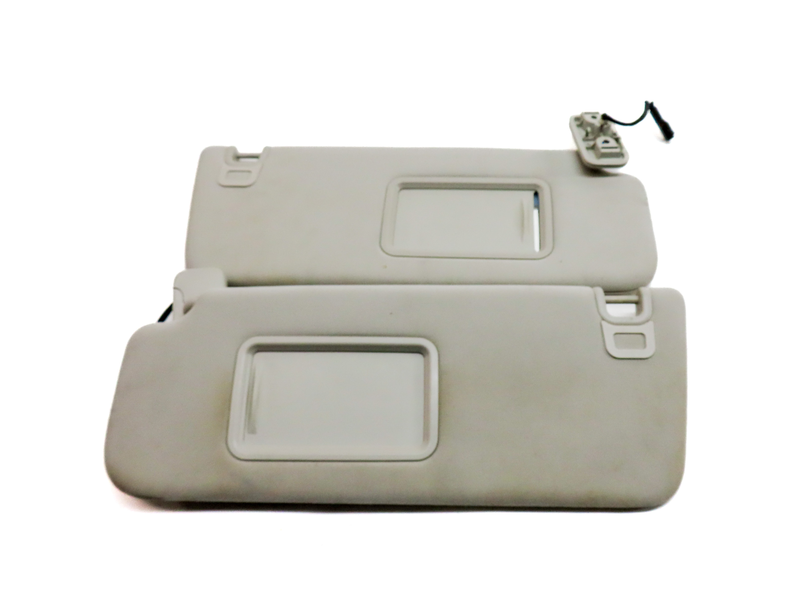 17-21 LAND ROVER DISCOVERY L462 FRONT LEFT & RIGHT SUNVISOR VISOR SET/2 (Gray) — exact item pictured