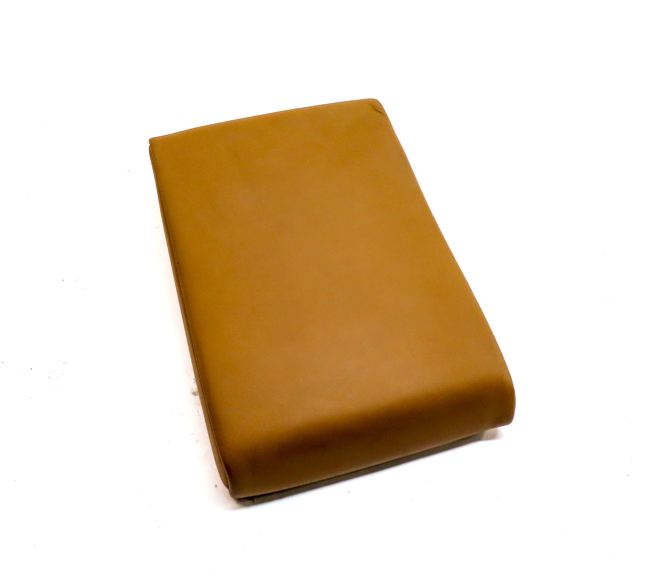 17-20 LAND ROVER DISCOVERY L462 2ND ROW CENTER CONSOLE ARM REST CUPHOLDER (Tan) — exact item pictured
