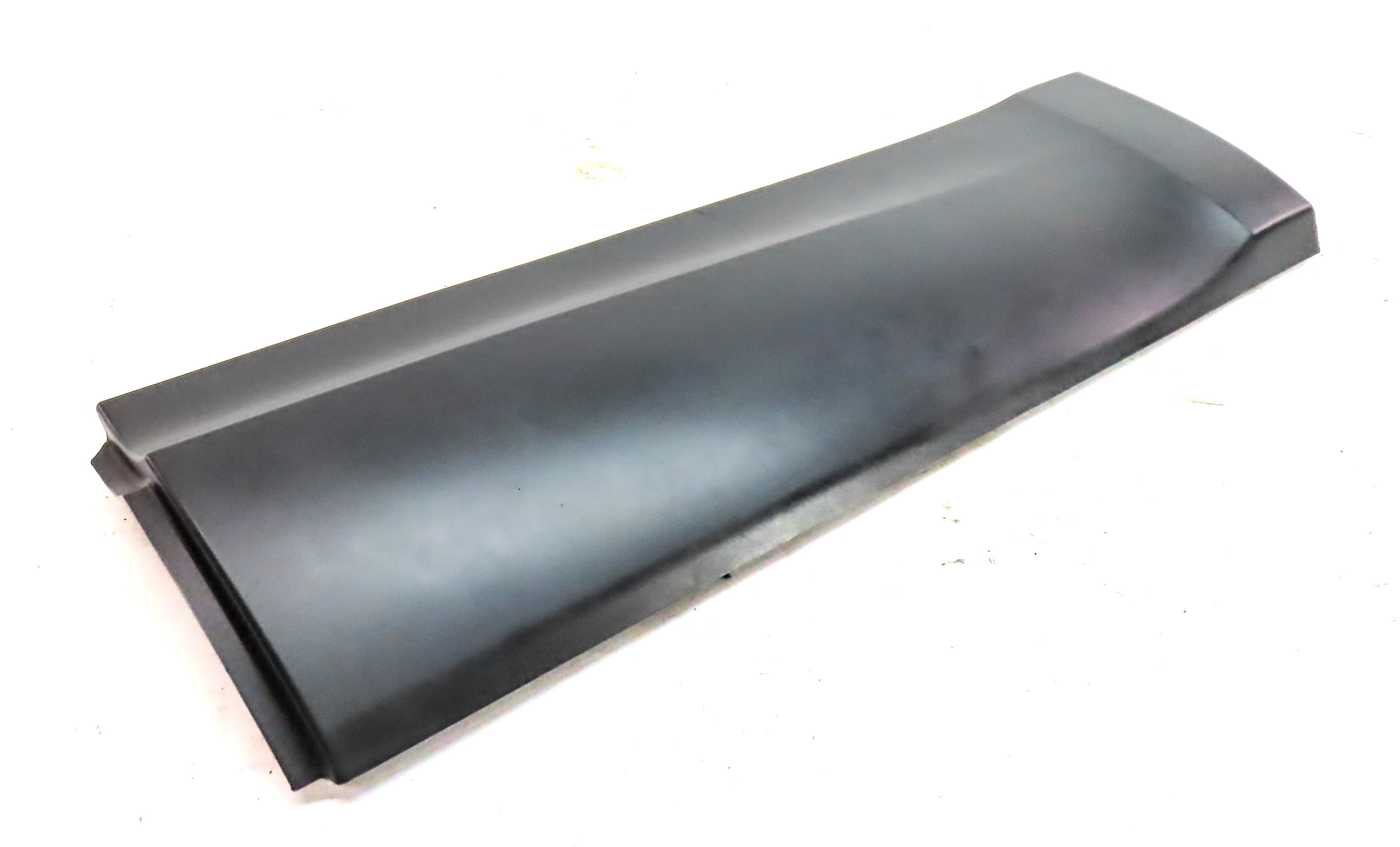2017-2023 LAND ROVER DISCOVERY (L462) REAR LEFT LOWER DOOR TRIM MOULDING (BLACK) — exact item pictured