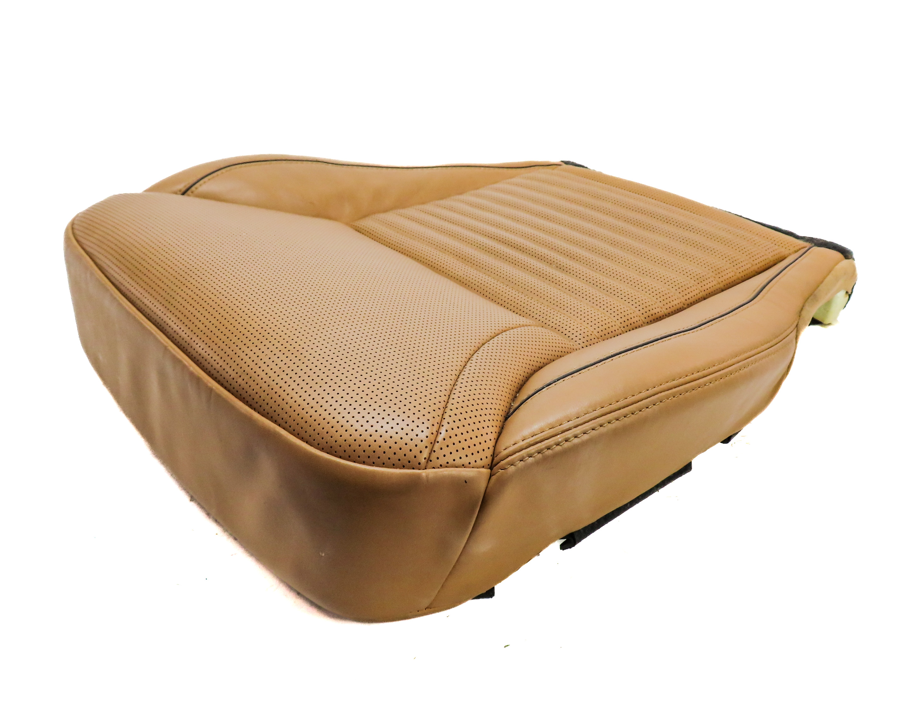 18 ROVER DISCOVERY (L462) FRONT RIGHT MEM HEAT VENT MASSAGE LOWER CUSHION (Tan) — exact item pictured