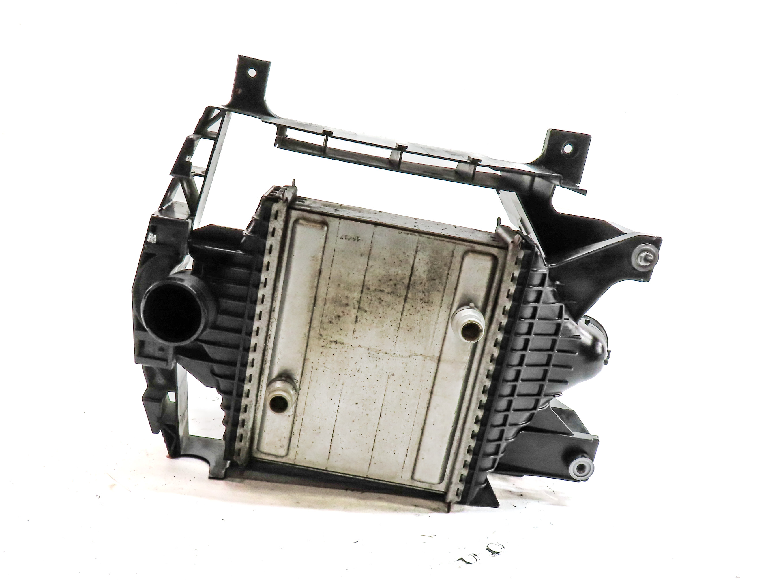 17-21 RANGE ROVER SPORT DISCOVERY 3.0L DIESEL LEFT AUXILIARY RADIATOR ASSEMBLY — exact item pictured