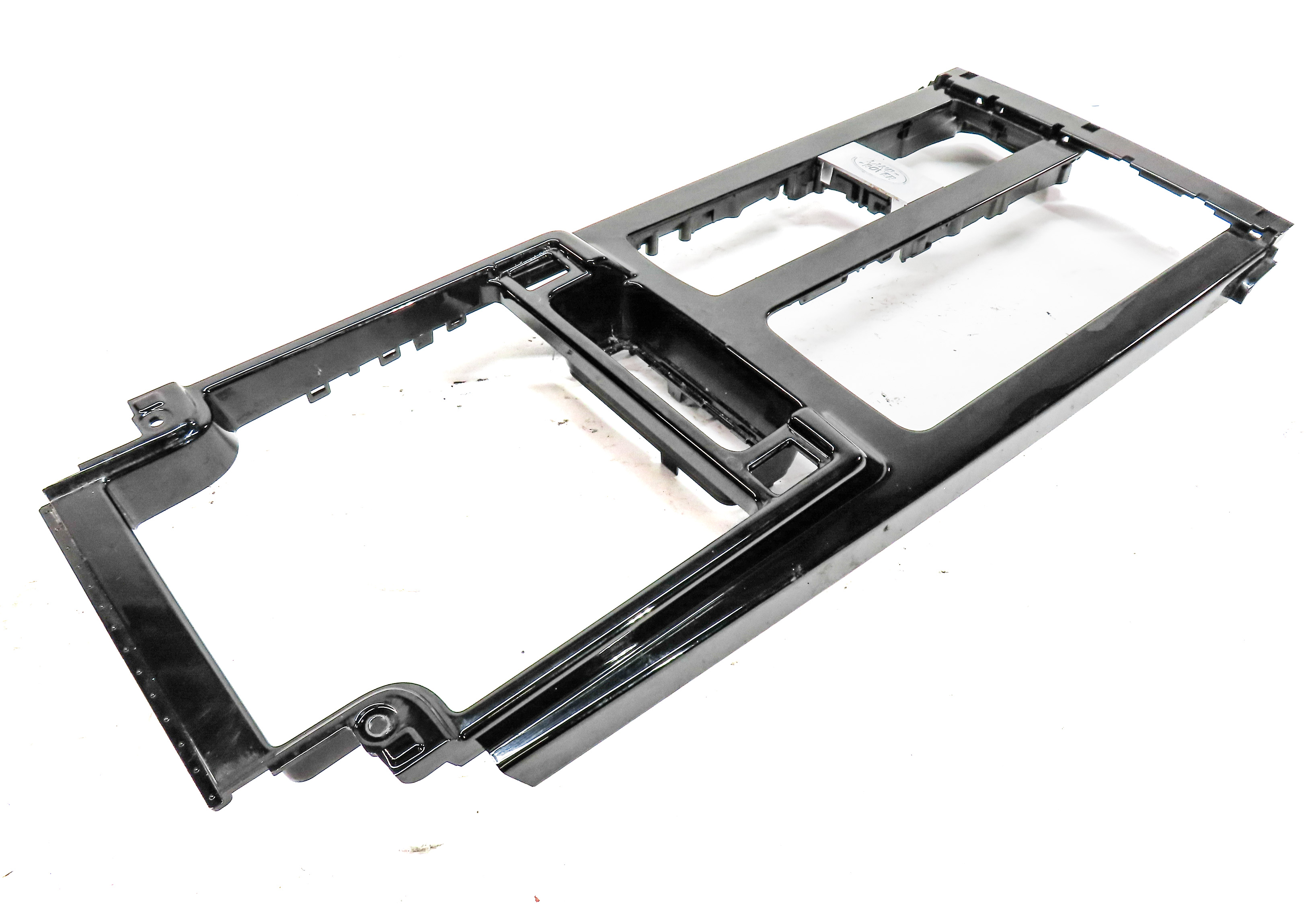 2018 LAND ROVER DISCOVERY (L462) FRONT CENTER CONSOLE CONTROL TRIM PANEL (BLACK) — exact item pictured