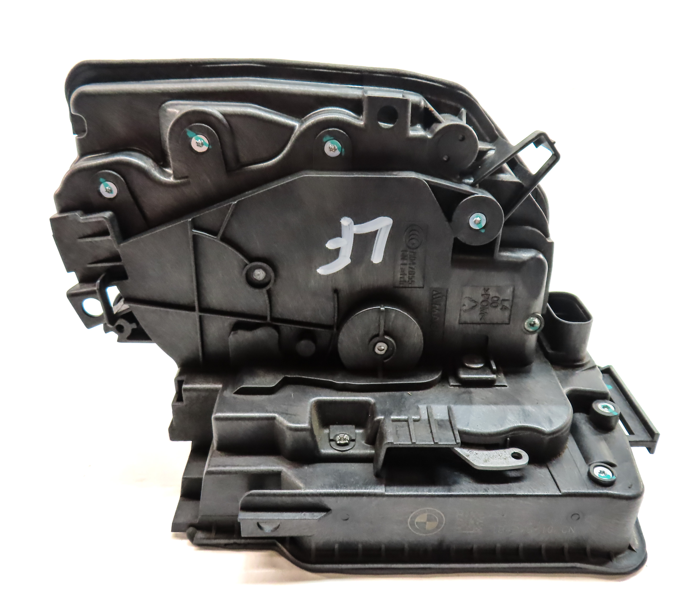 2014-2019 BMW I3 X1 X2 X5 X6 (F15 F16 F39 F48) FRONT LEFT DRIVER DOOR LOCK LATCH — exact item pictured