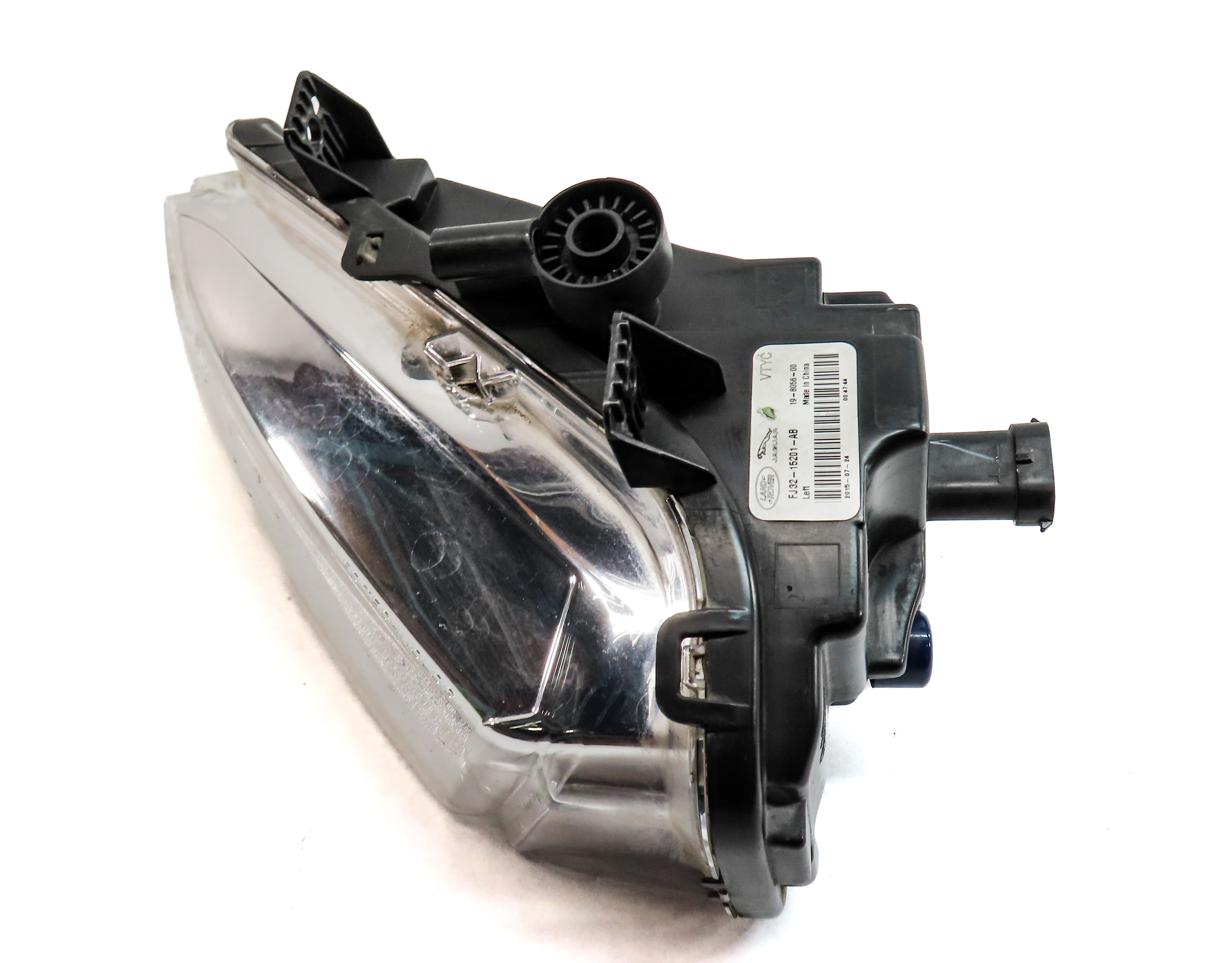 2015-2019 LAND ROVER DISCOVERY SPORT (L550) FRONT LEFT FOGLIGHT FOG LIGHT LAMP — exact item pictured