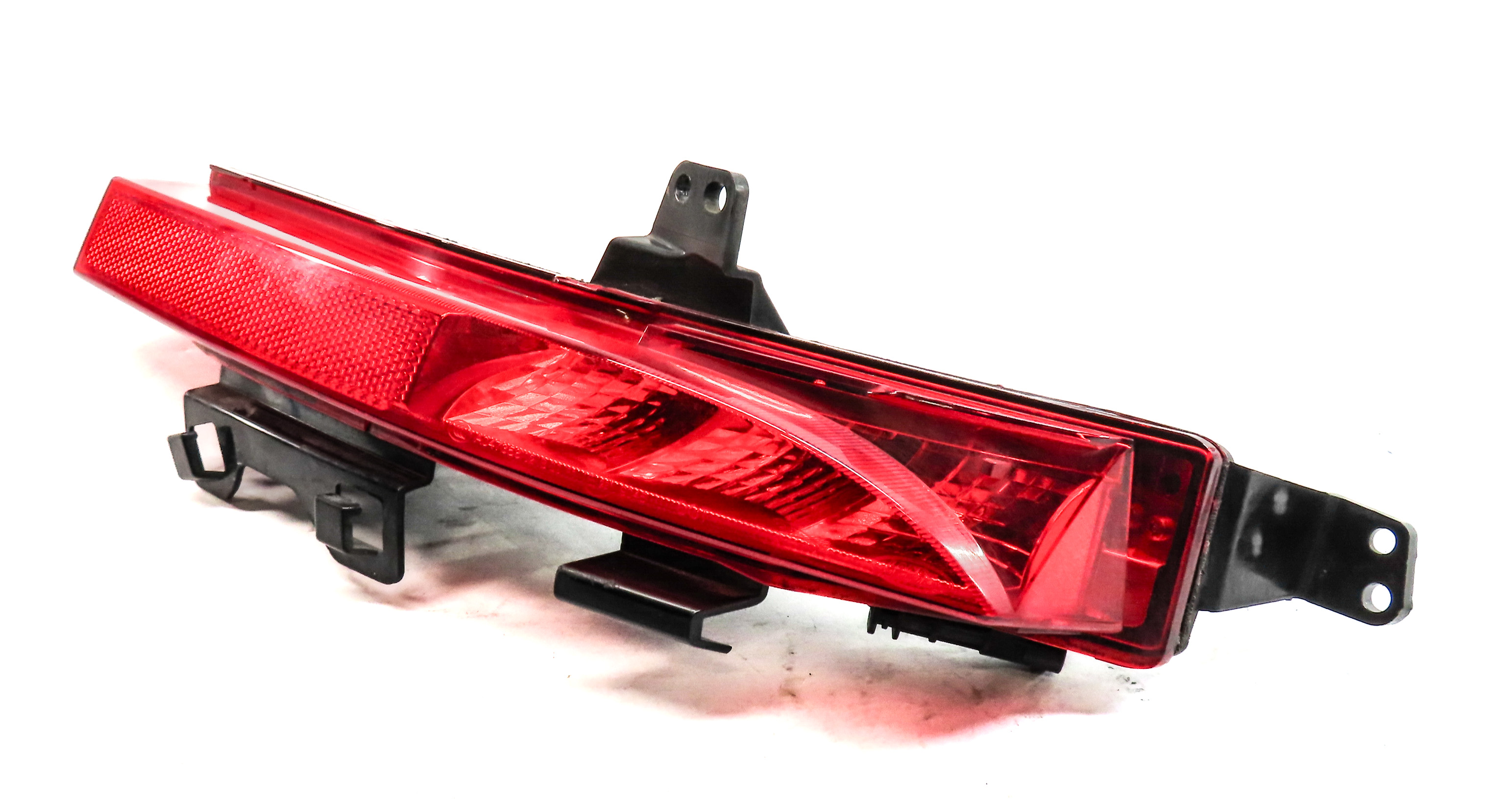 15-19 LAND ROVER DISCOVERY SPORT (L550) RIGHT REAR BUMPER TAILLIGHT LIGHT LAMP — exact item pictured