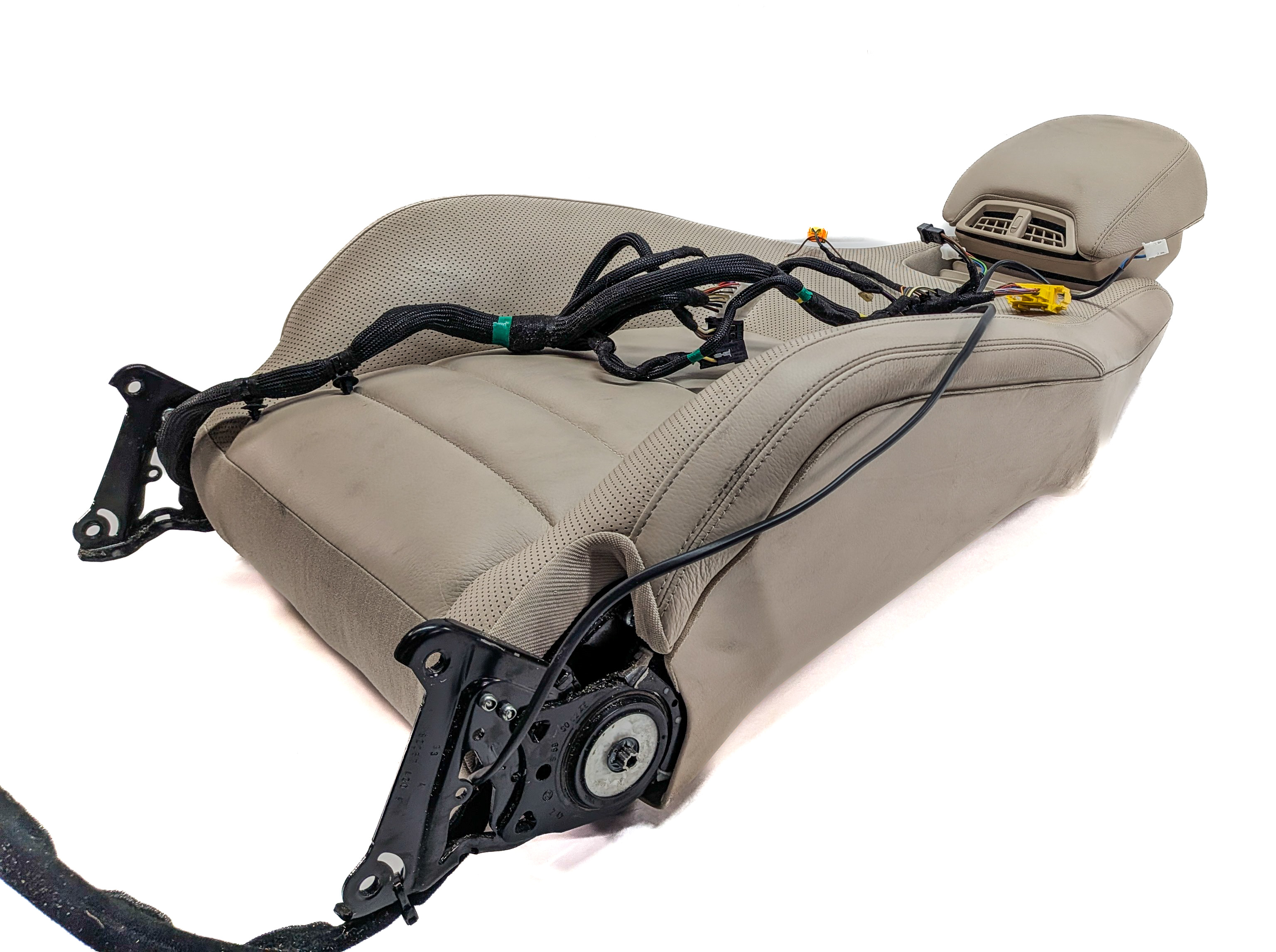 2015 MERCEDES E400 (A207) FRONT RIGHT UPPER MEMORY HEAT VENT SEAT BACK (Beige) — exact item pictured