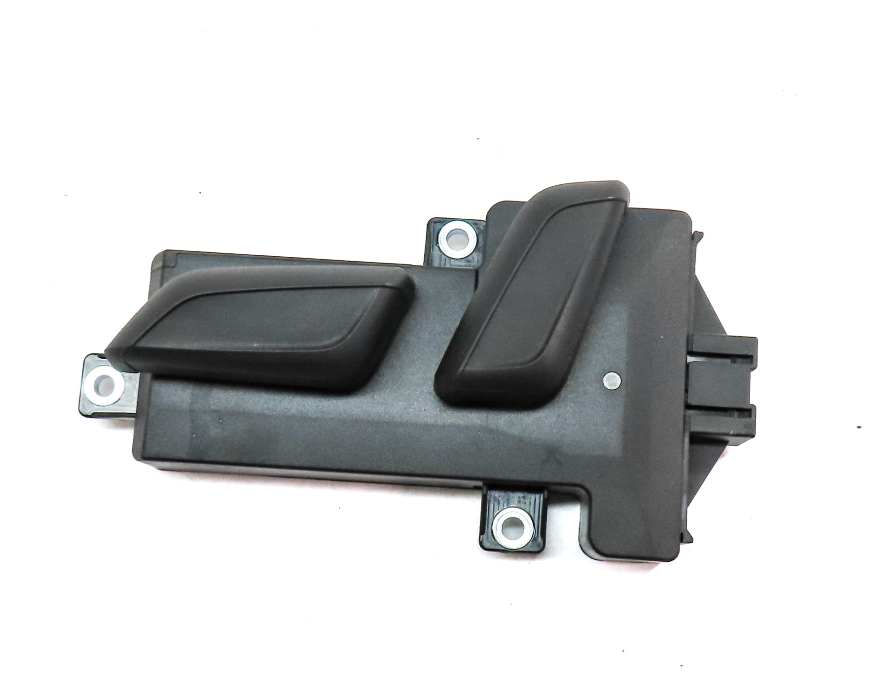 2017 AUDI Q7 (4M) FRONT LEFT DRIVER SEAT POSITION ADJUST SWITCH BUTTON — exact item pictured