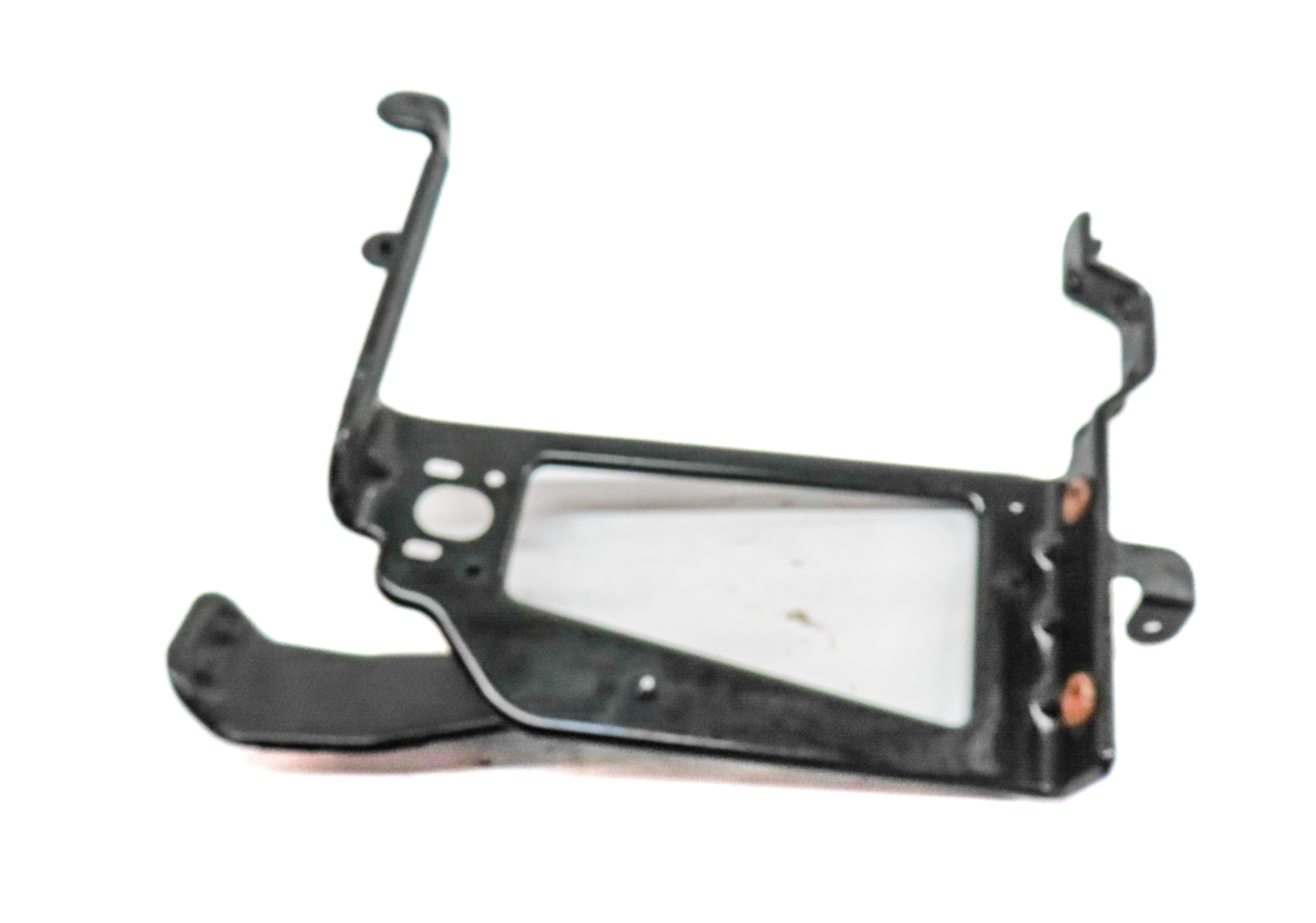2017 AUDI Q7 (4M) 3.0L SUPER (CREC) ENGINE RIGHT RADIATOR SUPPORT MOUNT BRACKET — exact item pictured