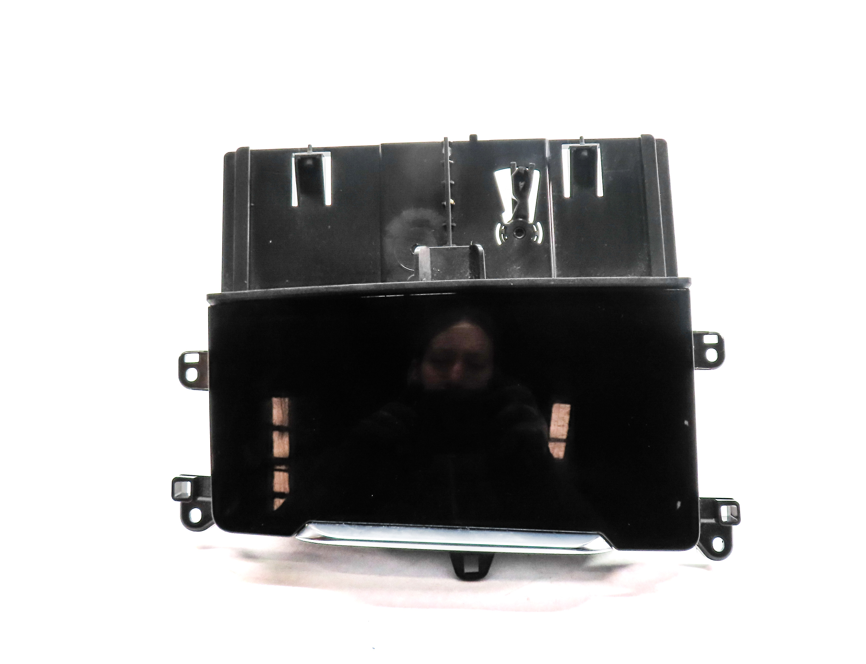 2017 AUDI Q7 (4M) FRONT CENTER CONSOLE ASHTRAY 12V CIGARETTE LIGHTER PORT — exact item pictured