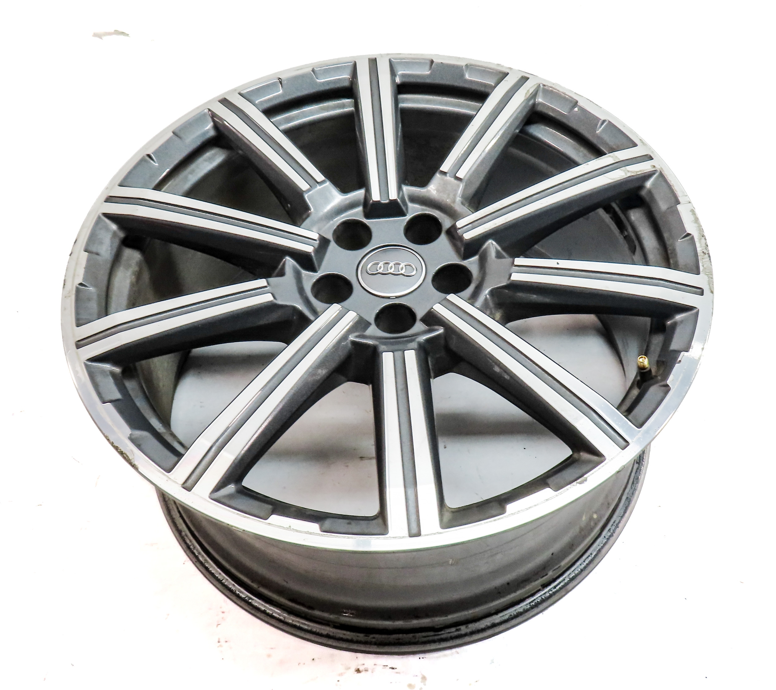 2017-2019 AUDI Q7 (4M) 20x9 ALUMINUM ALLOY 10-SPOKE WHEEL RIM — exact item pictured