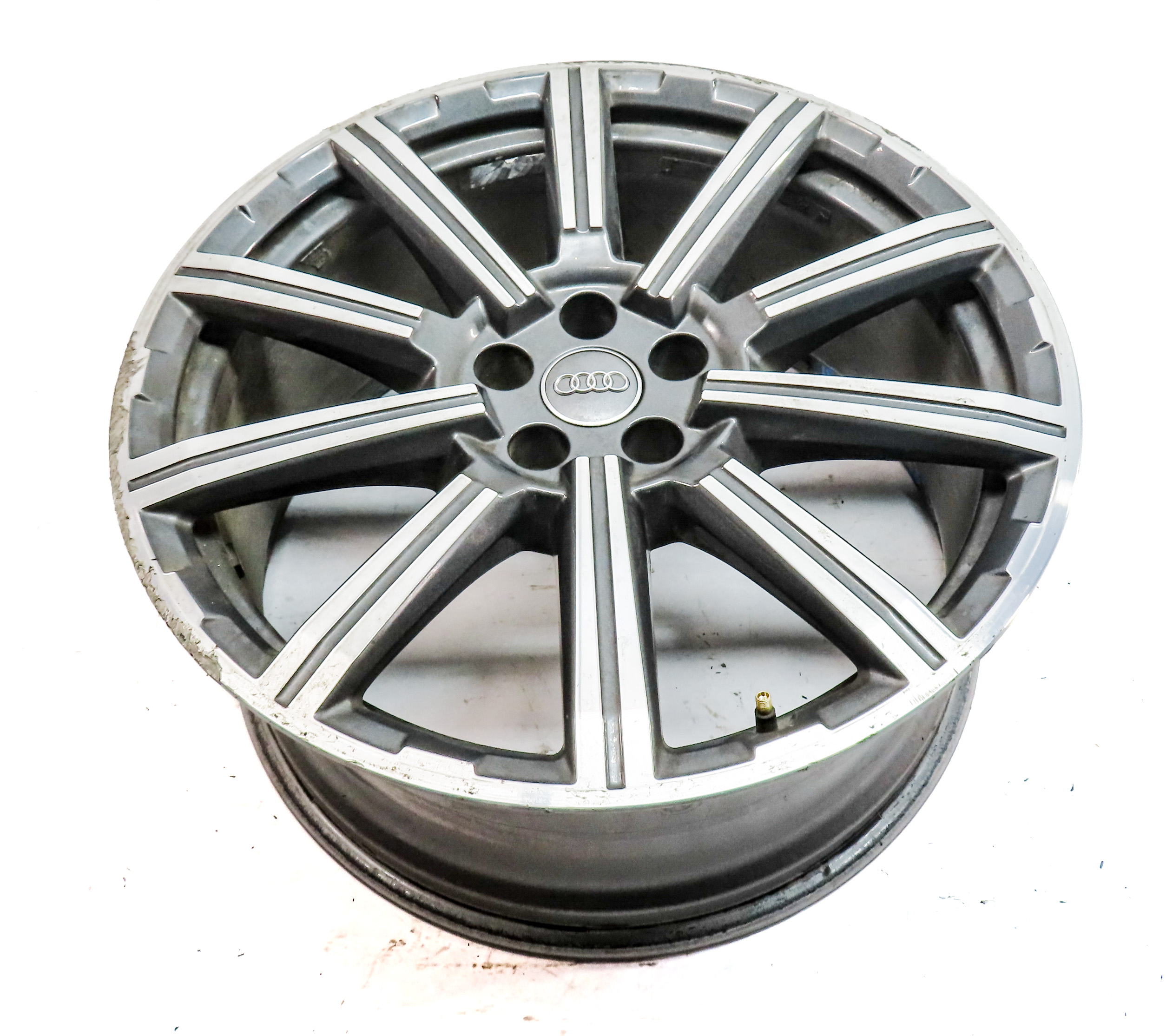 2017-2019 AUDI Q7 (4M) 20x9 ALUMINUM ALLOY 10-SPOKE WHEEL RIM — exact item pictured