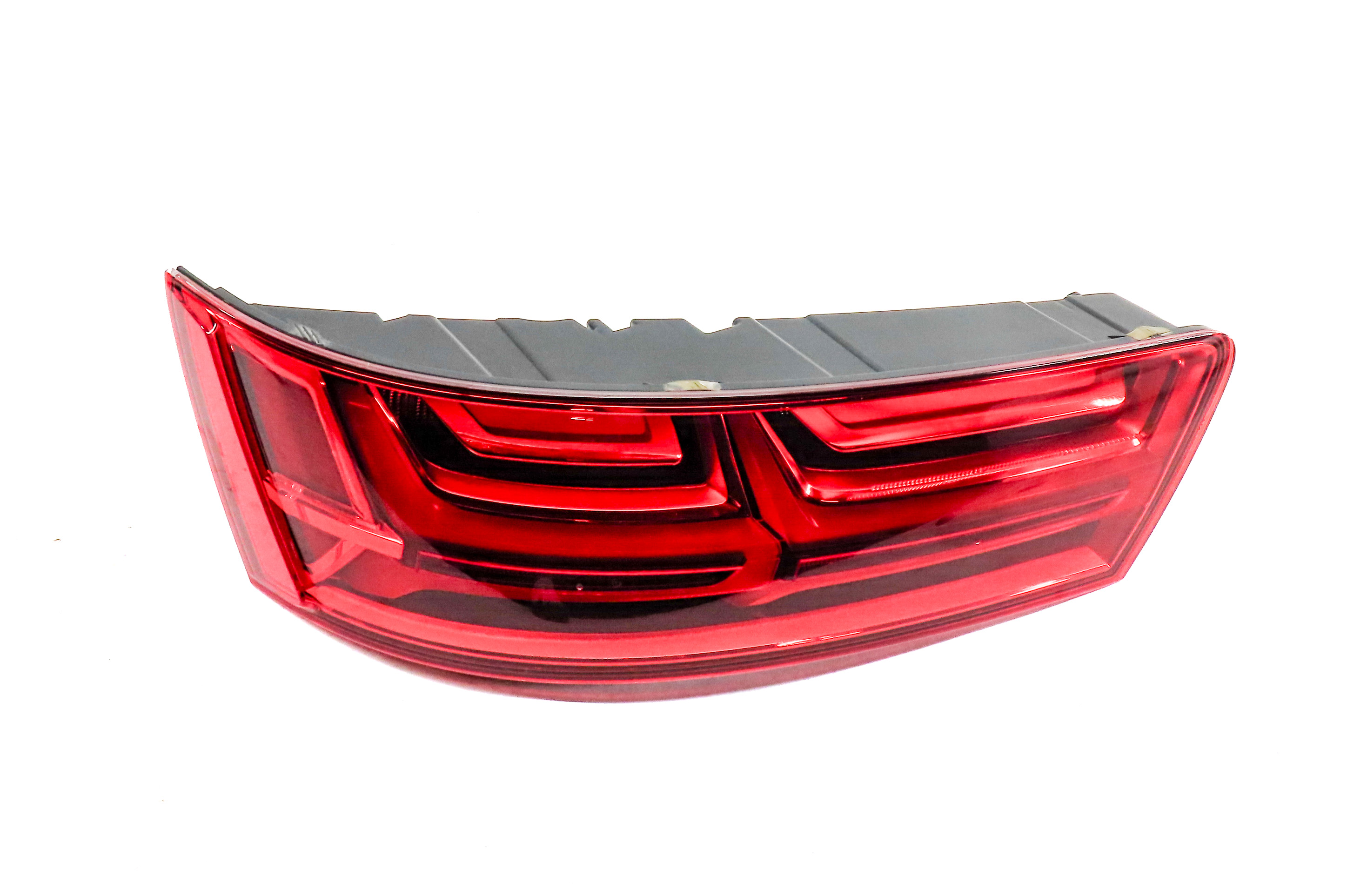 2017-2019 AUDI Q7 (4M) REAR LEFT DRIVER TRUNK TAILLIGHT BRAKE LIGHT LAMP (LED) — exact item pictured