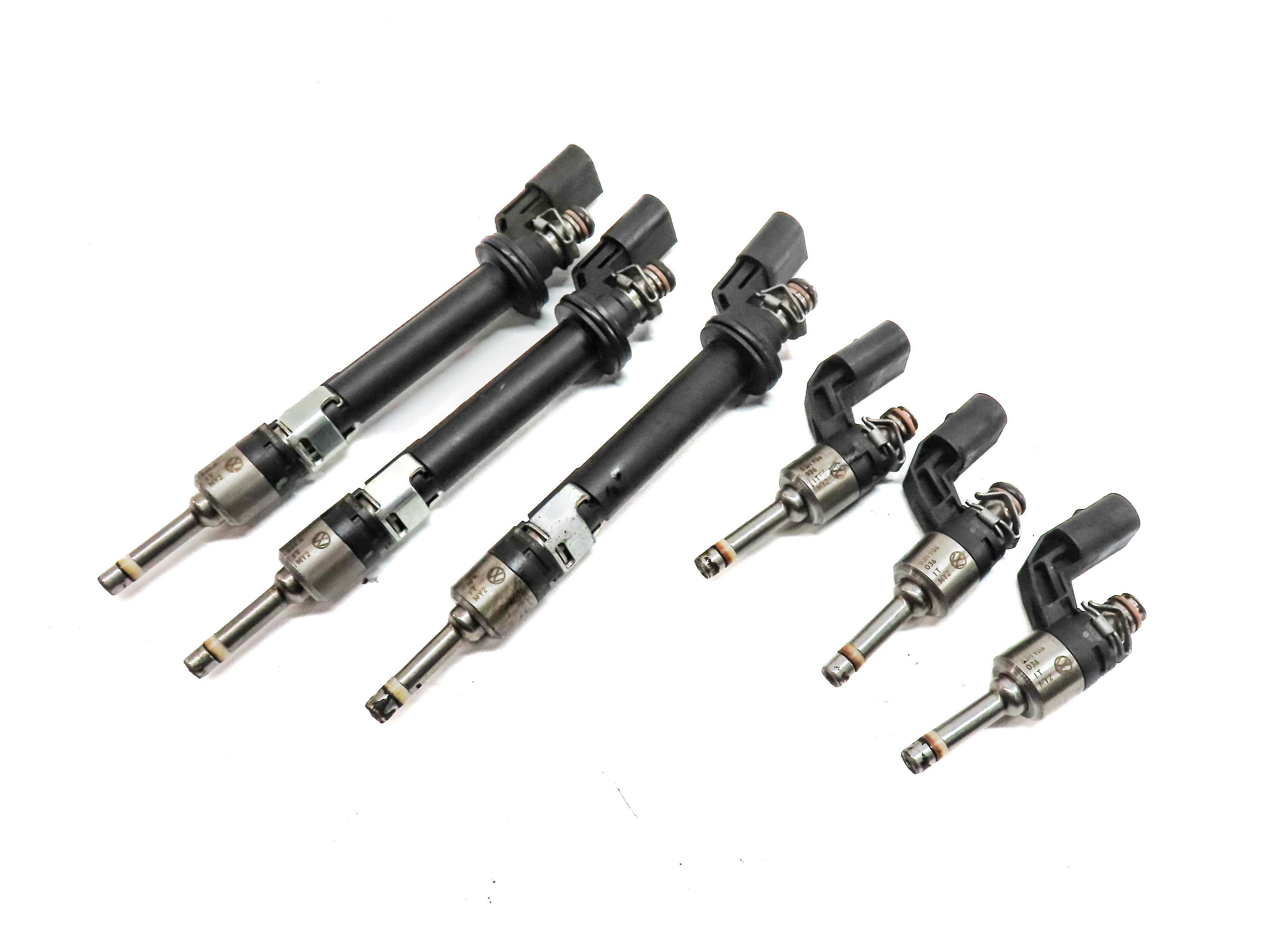 07-17 VW/AUDI PASSAT TOUAREG Q7 (4L) 3.6L VR6 UPPER & LOWER FUEL INJECTOR SET — exact item pictured