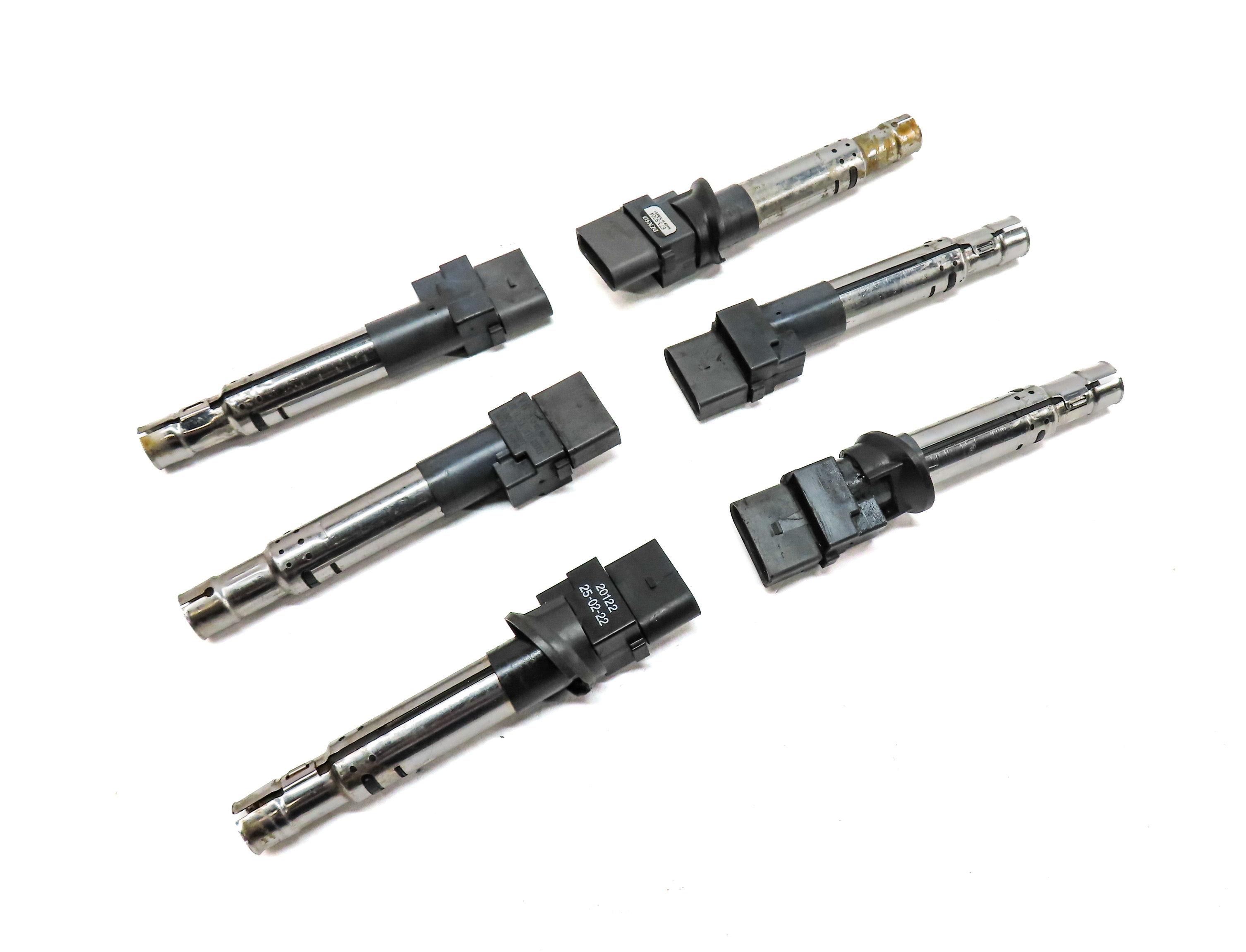 06-17 VW/AUDI Q7 A3 TT EOS PASSAT TOUAREG (8P 4L MK2 B6 B7) IGNITION COIL SET 6 — exact item pictured