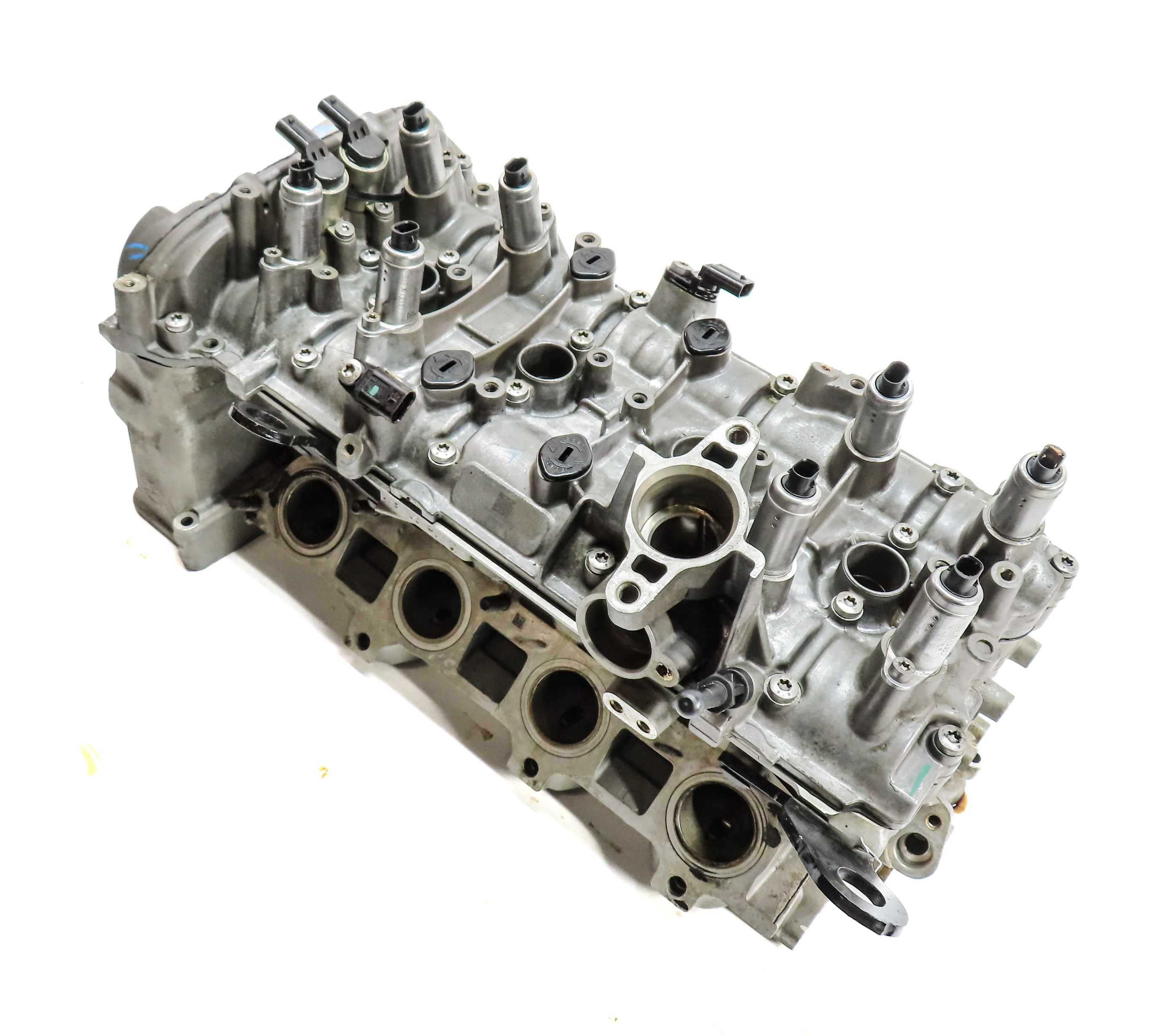 2015-2018 AUDI A8 (D4 4H) 4.0L ENGINE LEFT DRIVER CYLINDER HEAD — exact item pictured