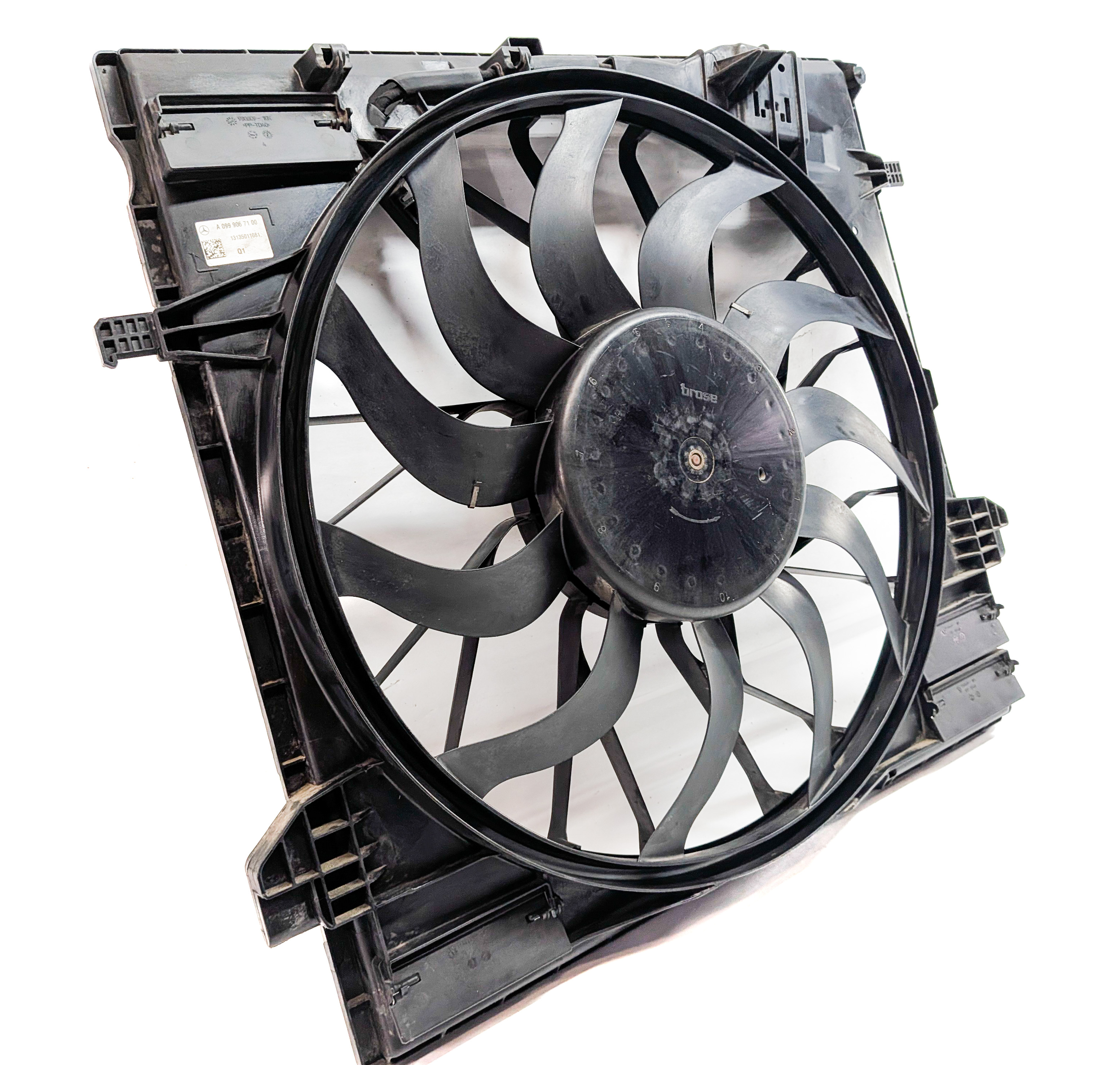 2013-2019 MERCEDES GL GLE ML CLASS (W166 X166) FRONT RADIATOR COOLING FAN MOTOR — exact item pictured