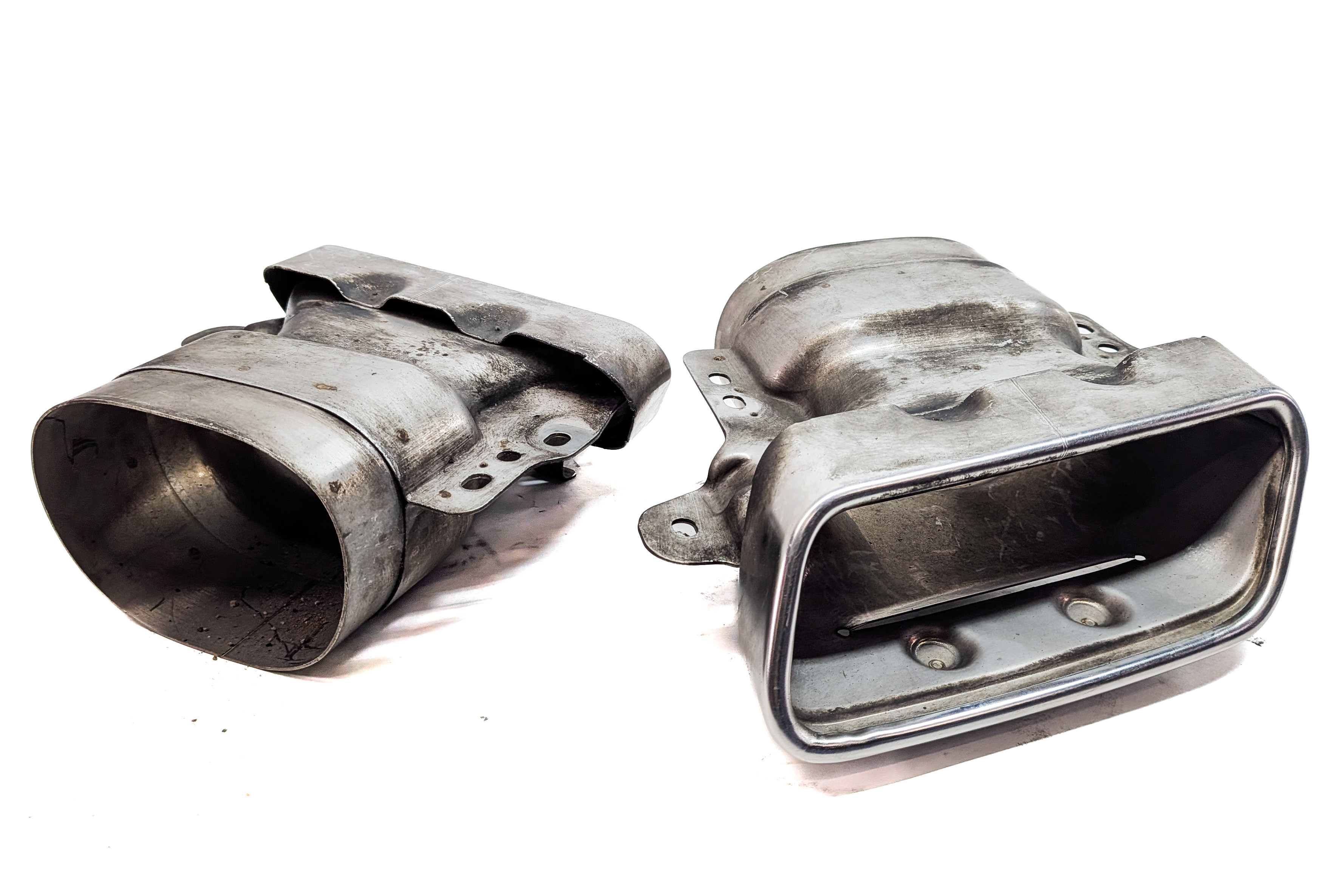 13-19 MERCEDES GL GLS ML (X166) 4.6L REAR LEFT & RIGHT MUFFLER EXHAUST TIP SET 2 — exact item pictured