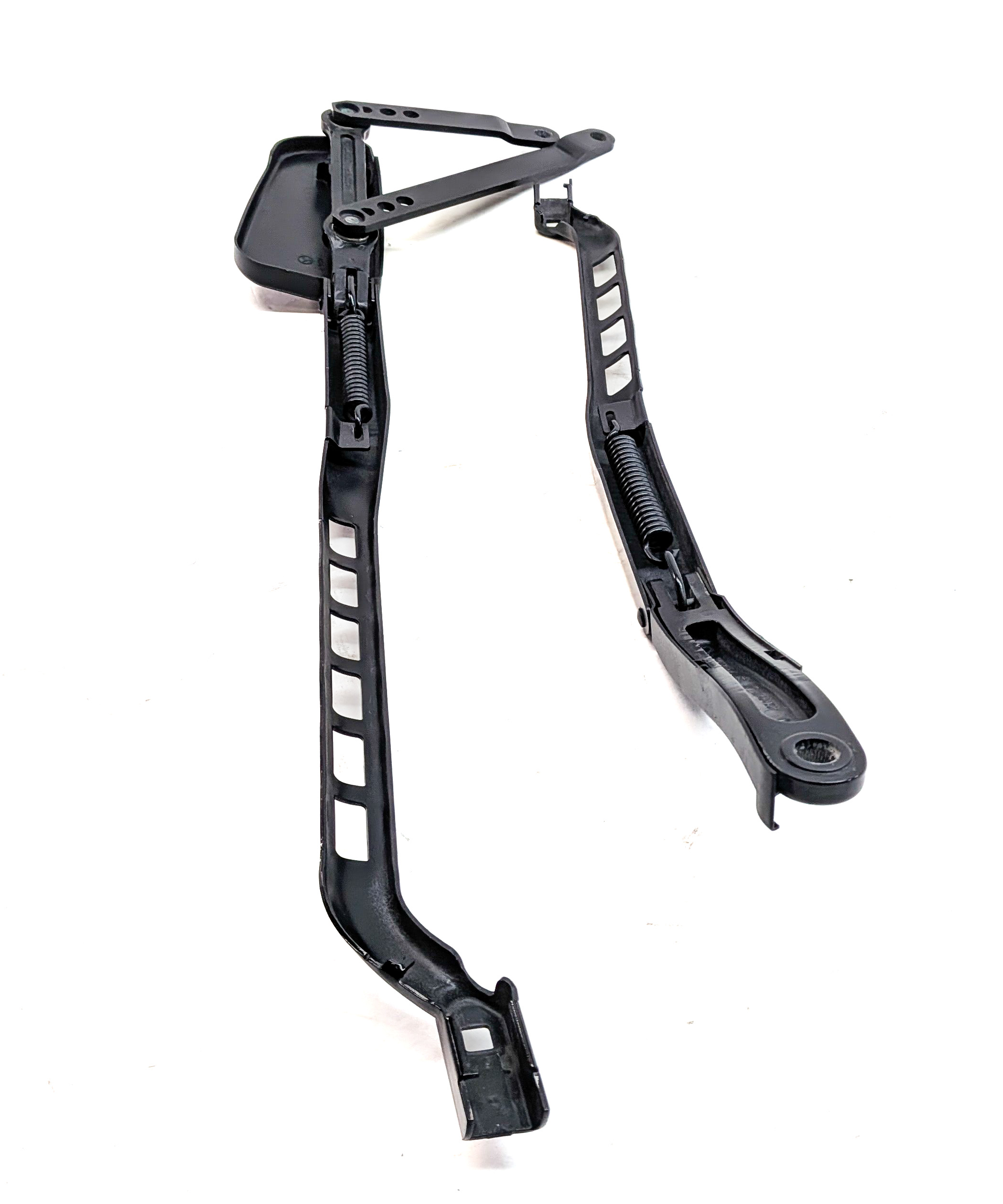 12-19 MERCEDES GL GLS M GLE (W166 X166) FRONT LEFT AND RIGHT WIPER ARM SET OF 2 — exact item pictured