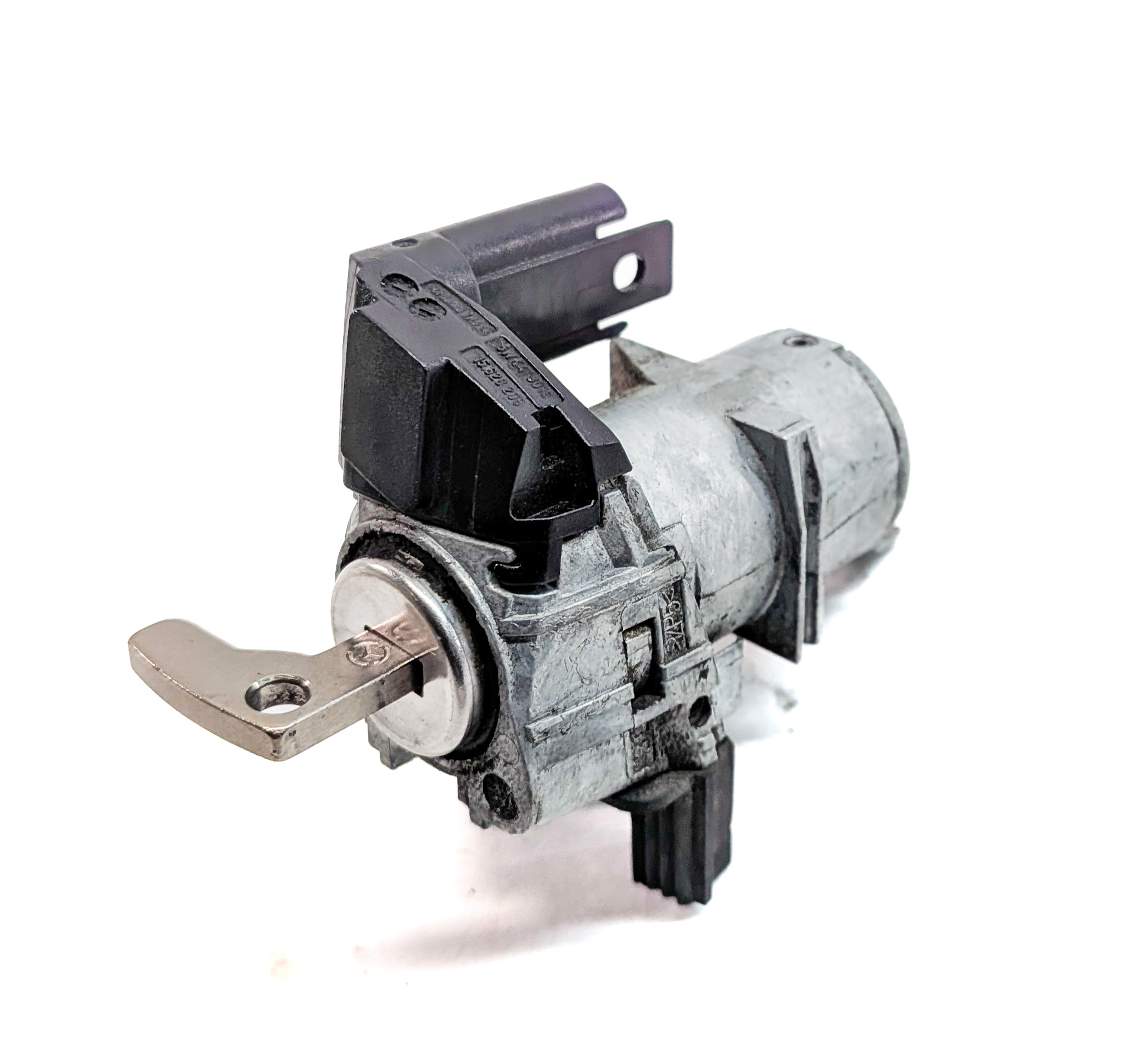 2013 MERCEDES GL550 (X166) FRONT LEFT DRIVER DOOR HANDLE LOCK CYLINDER w/ KEY — exact item pictured