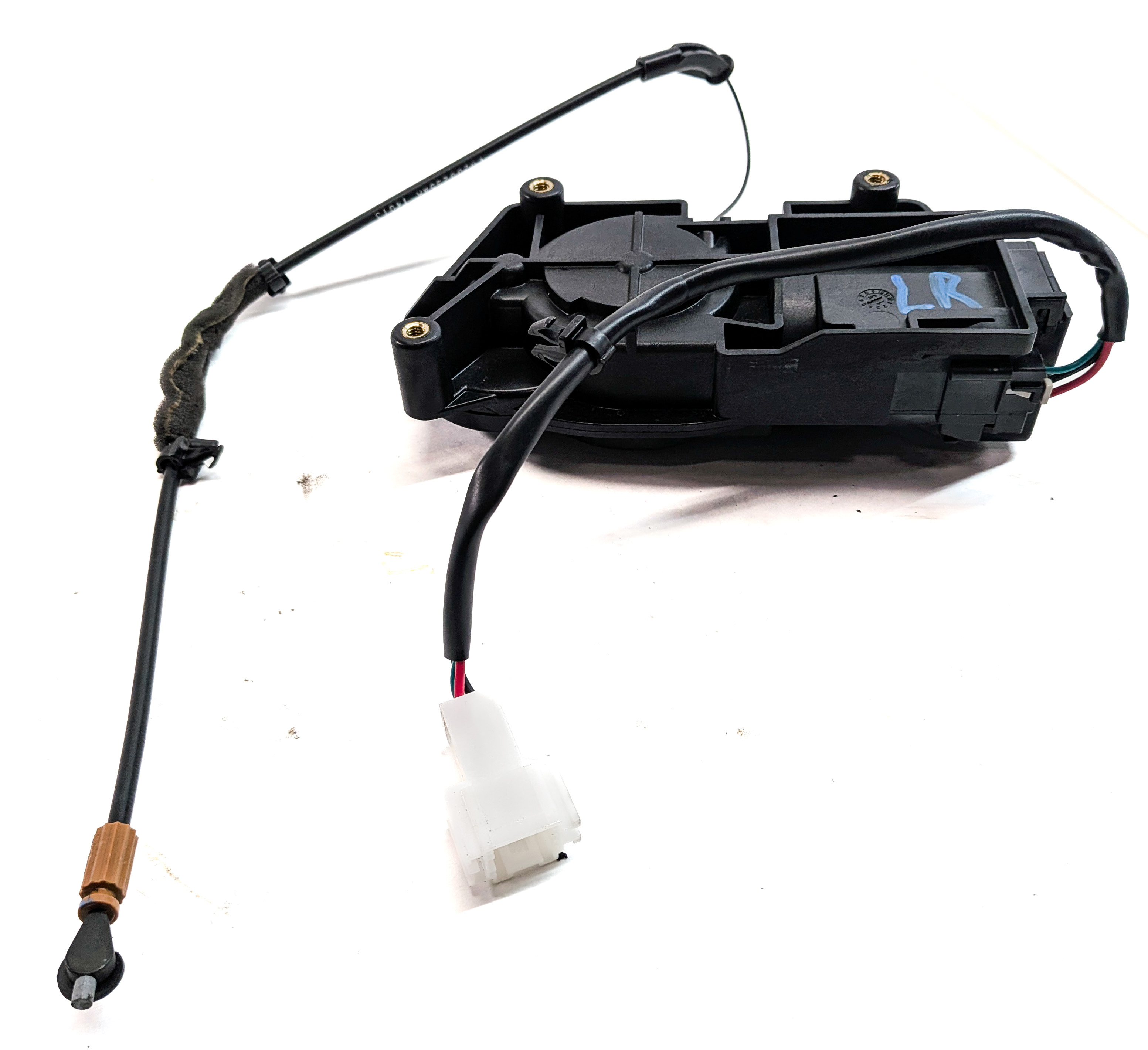 2013 MERCEDES GL550 (X166) REAR 2ND ROW LEFT SEAT POSITION RELEASE MOTOR — exact item pictured