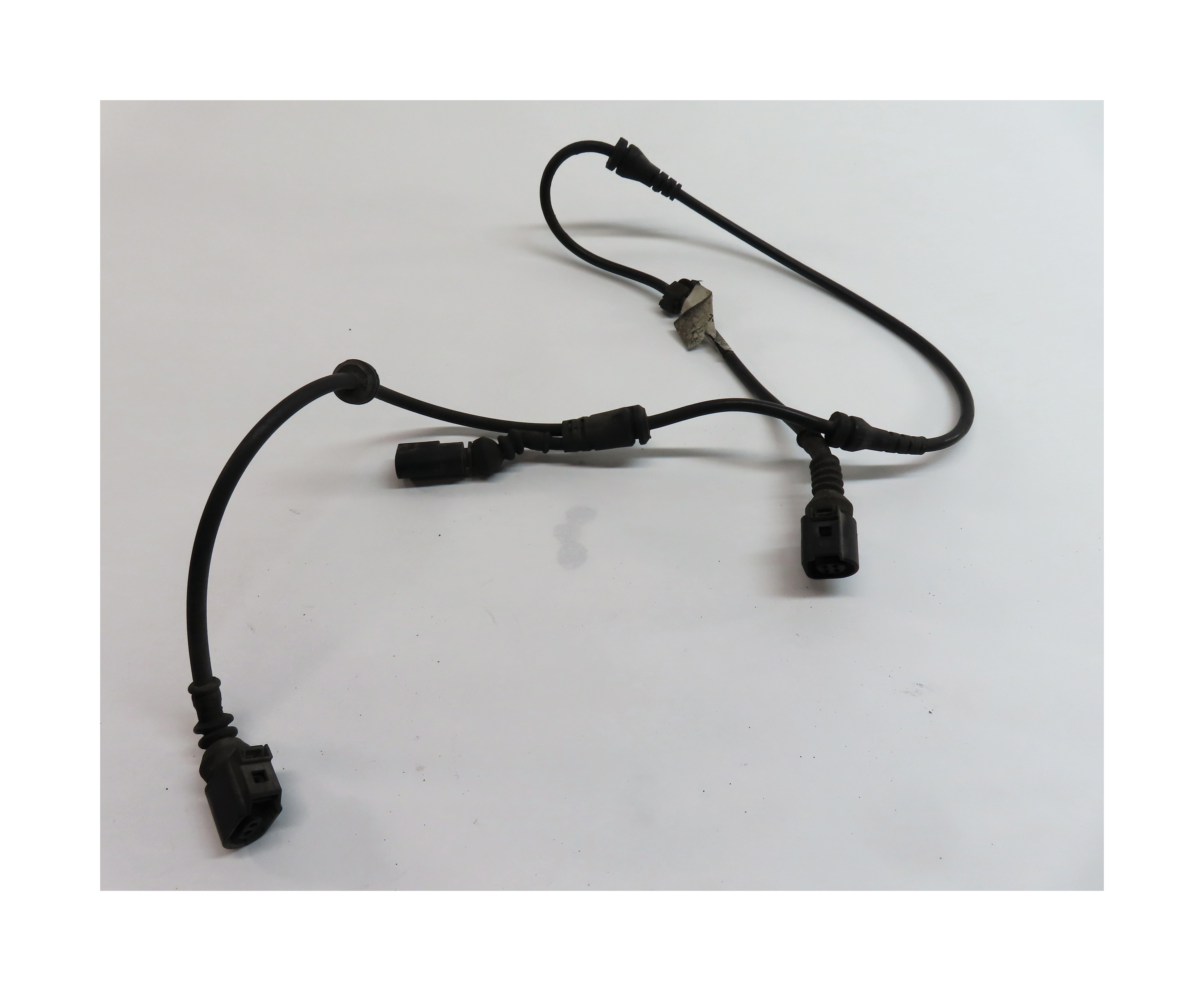 2011 AUDI Q7 (4L) FRONT RIGHT PASSENGER WHEEL SPEED SENSOR w/ WIRE HARNESS — exact item pictured