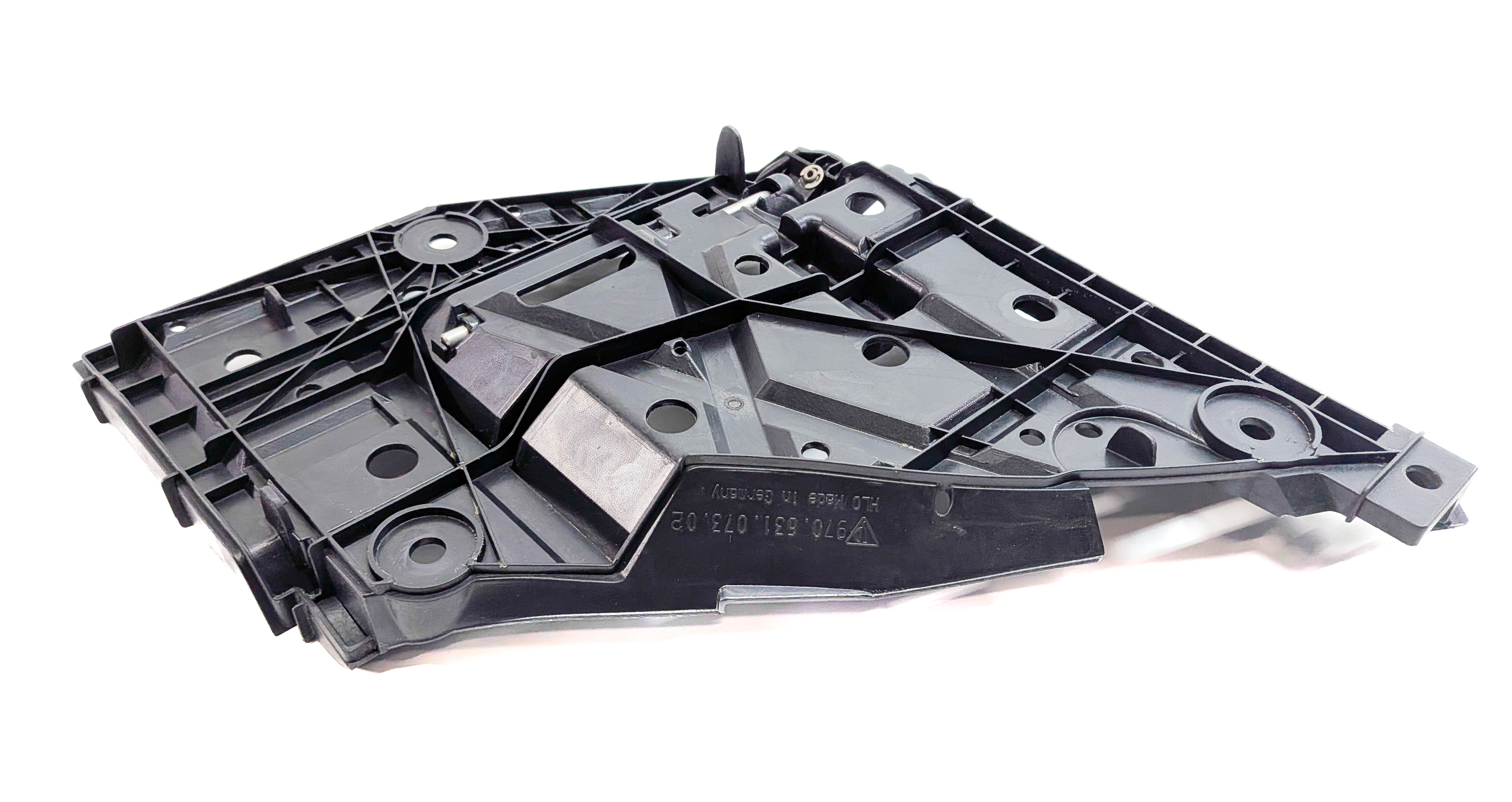 2011 PORSCHE PANAMERA (970) FRONT LEFT DRIVER HEADLIGHT LIGHT LAMP MOUNT BRACKET — exact item pictured