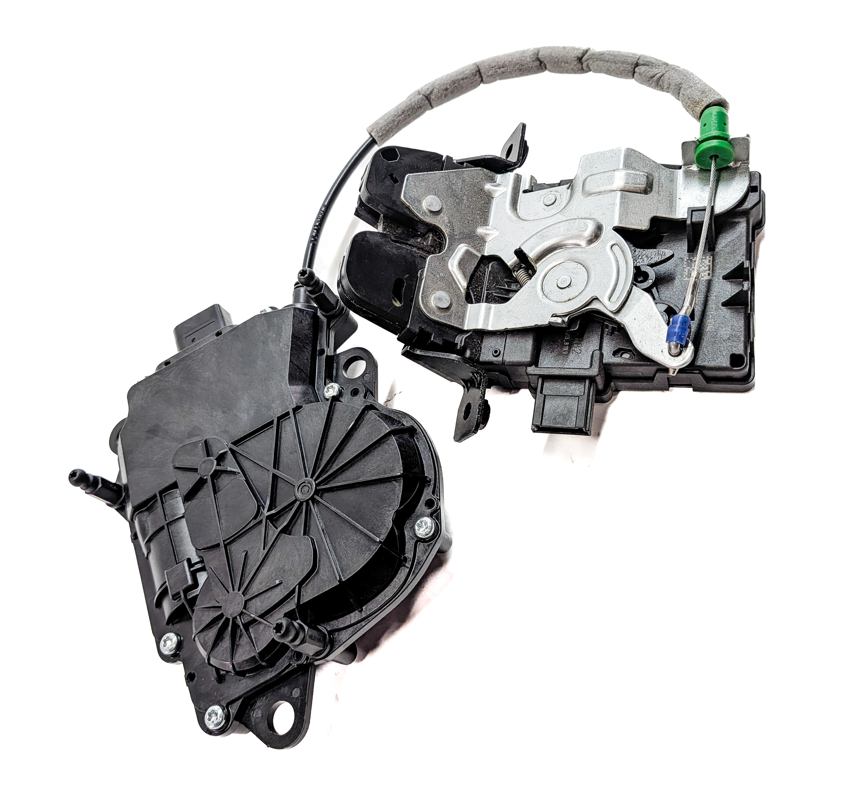 2014 RANGE ROVER SPORT (L494) REAR TRUNK LIFTGATE HATCH LID LOCK LATCH ACTUATOR — exact item pictured