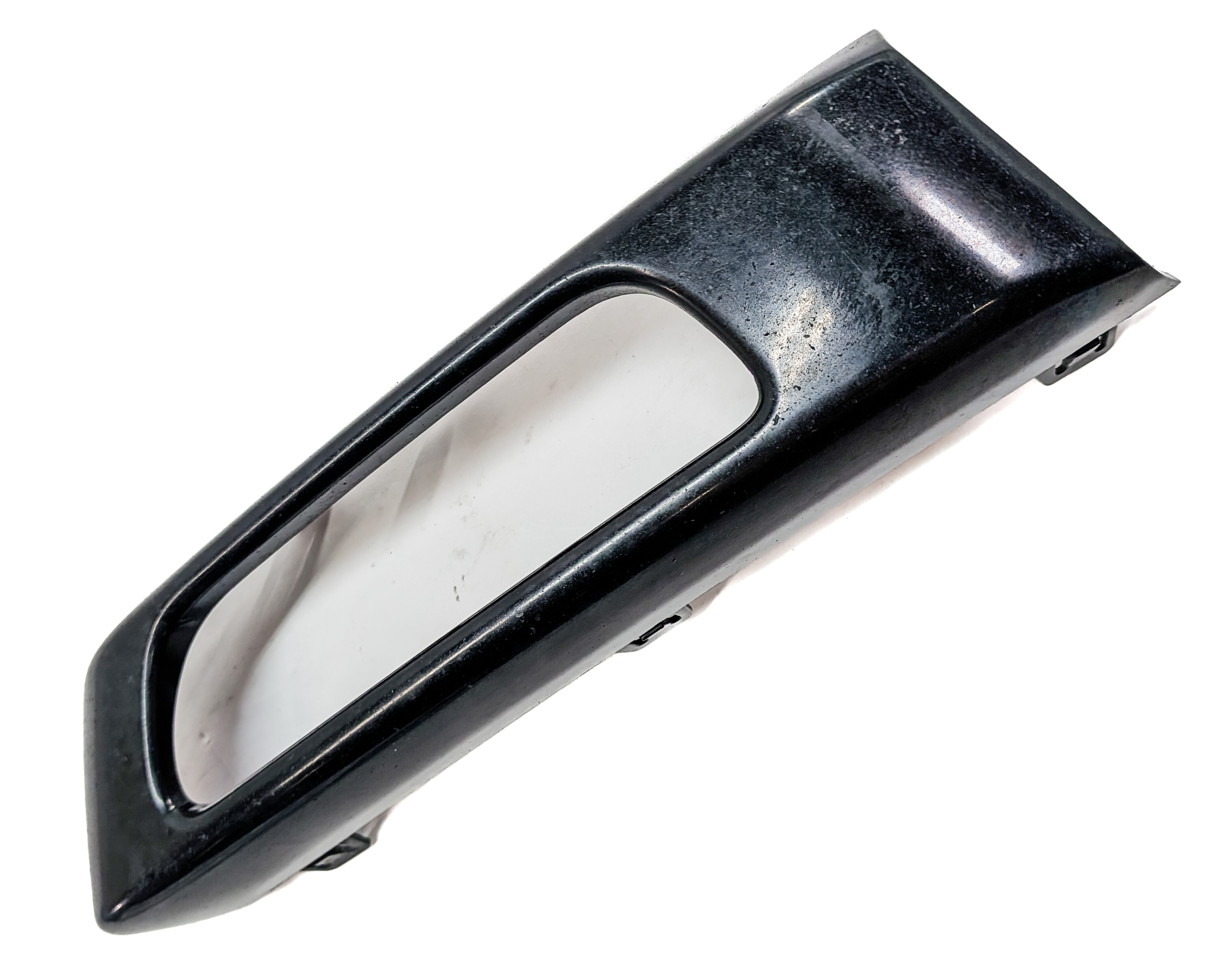 2014 RANGE ROVER SPORT (L494) FRONT RIGHT PASSENGER FOGLIGHT LAMP TRIM — exact item pictured