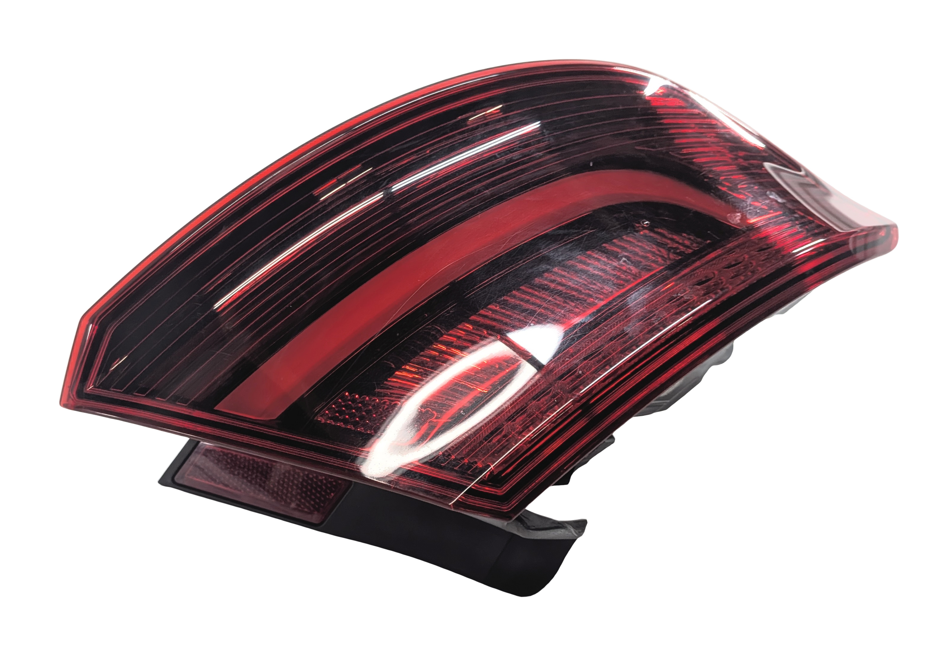 16-18 AUDI A3 E-TRON 8VF LEFT DRIVER REAR OUTER TAILLIGHT BRAKE LIGHT LAMP (LED) — exact item pictured
